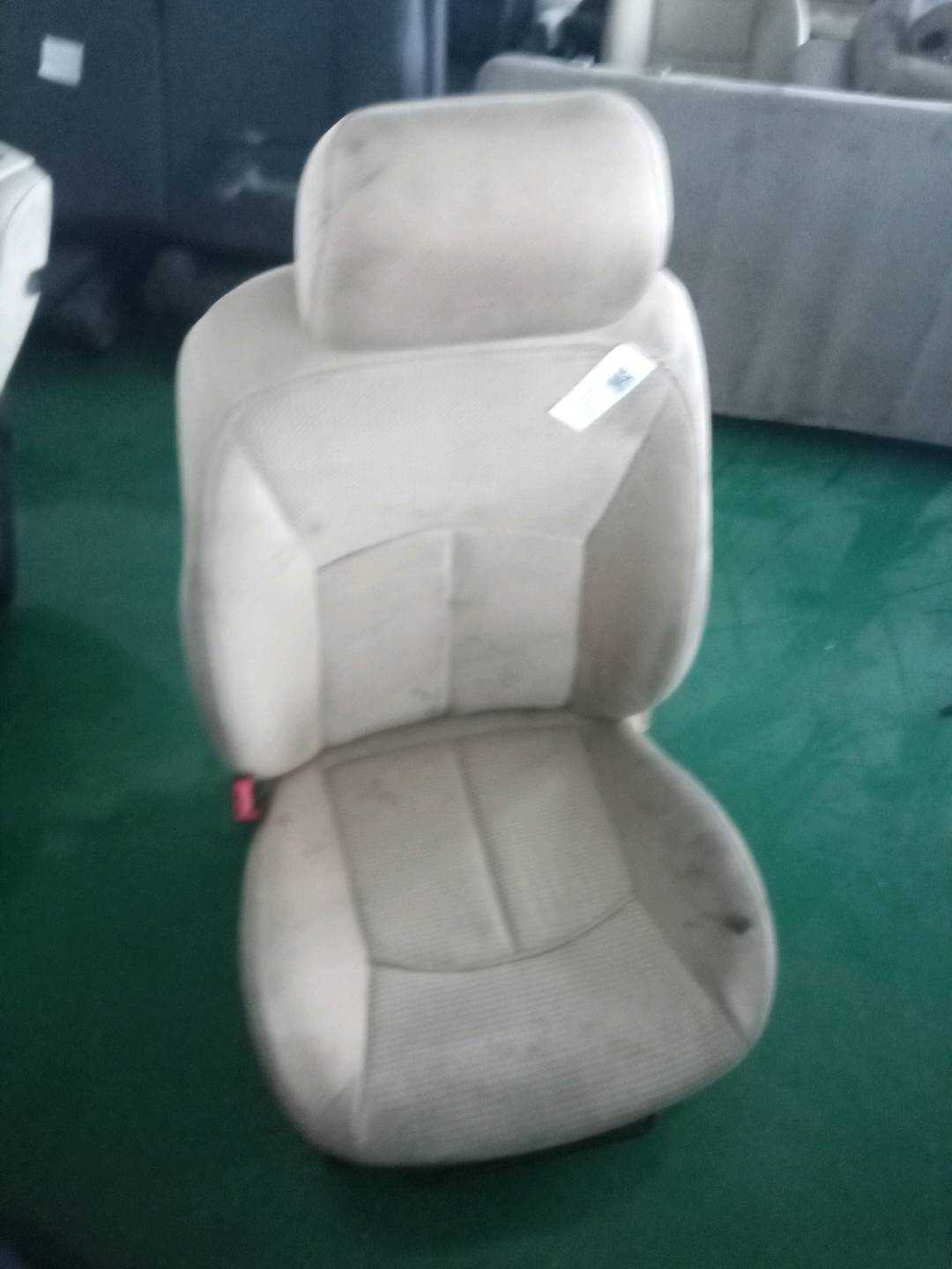 M116800010NA 驾驶员座椅总成