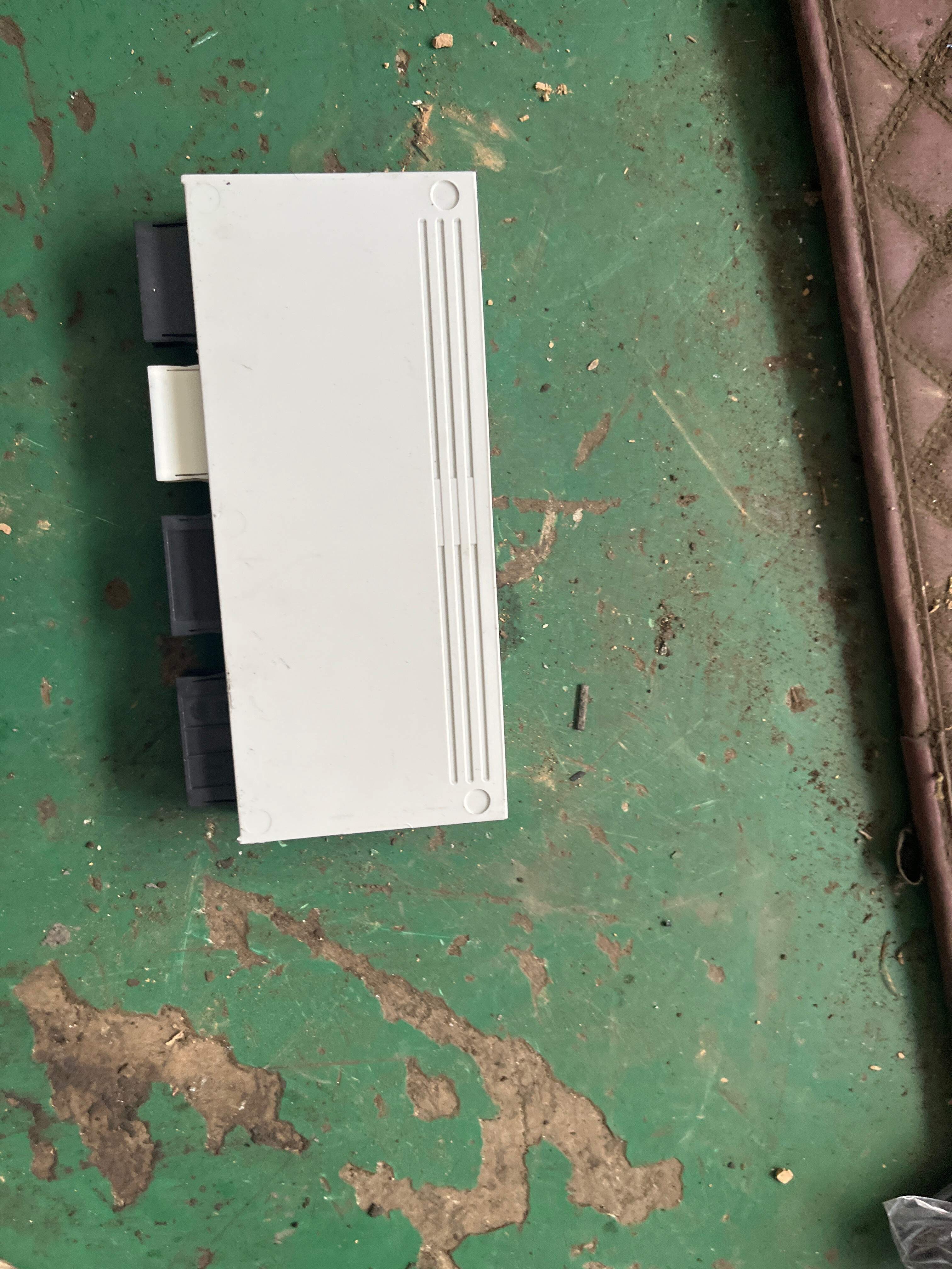 61357410612 后行李箱盖功能控制模块