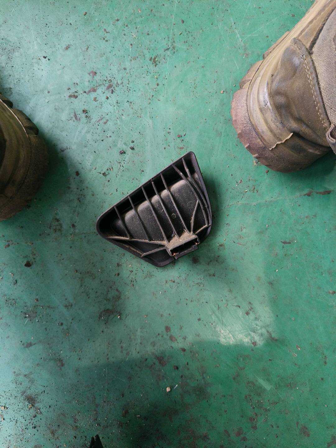 52107270147 前座椅靠背倾斜度调整控制杆（左）