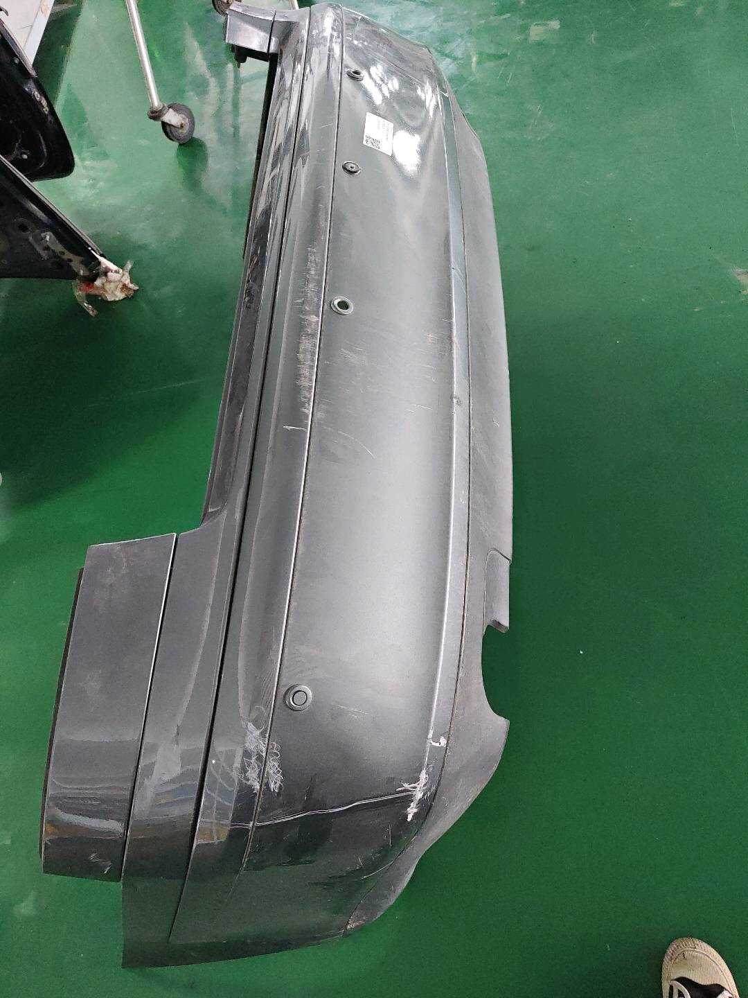 1ZD807421GRU 后保险杠皮