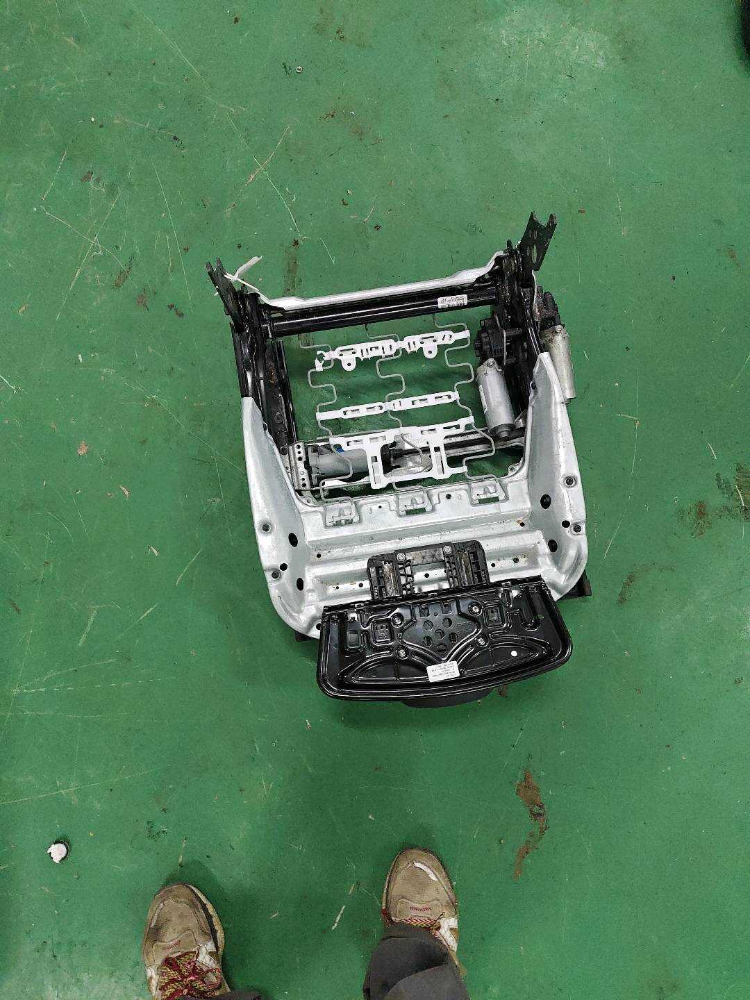 52107240121 Driver Seat Base Frame
