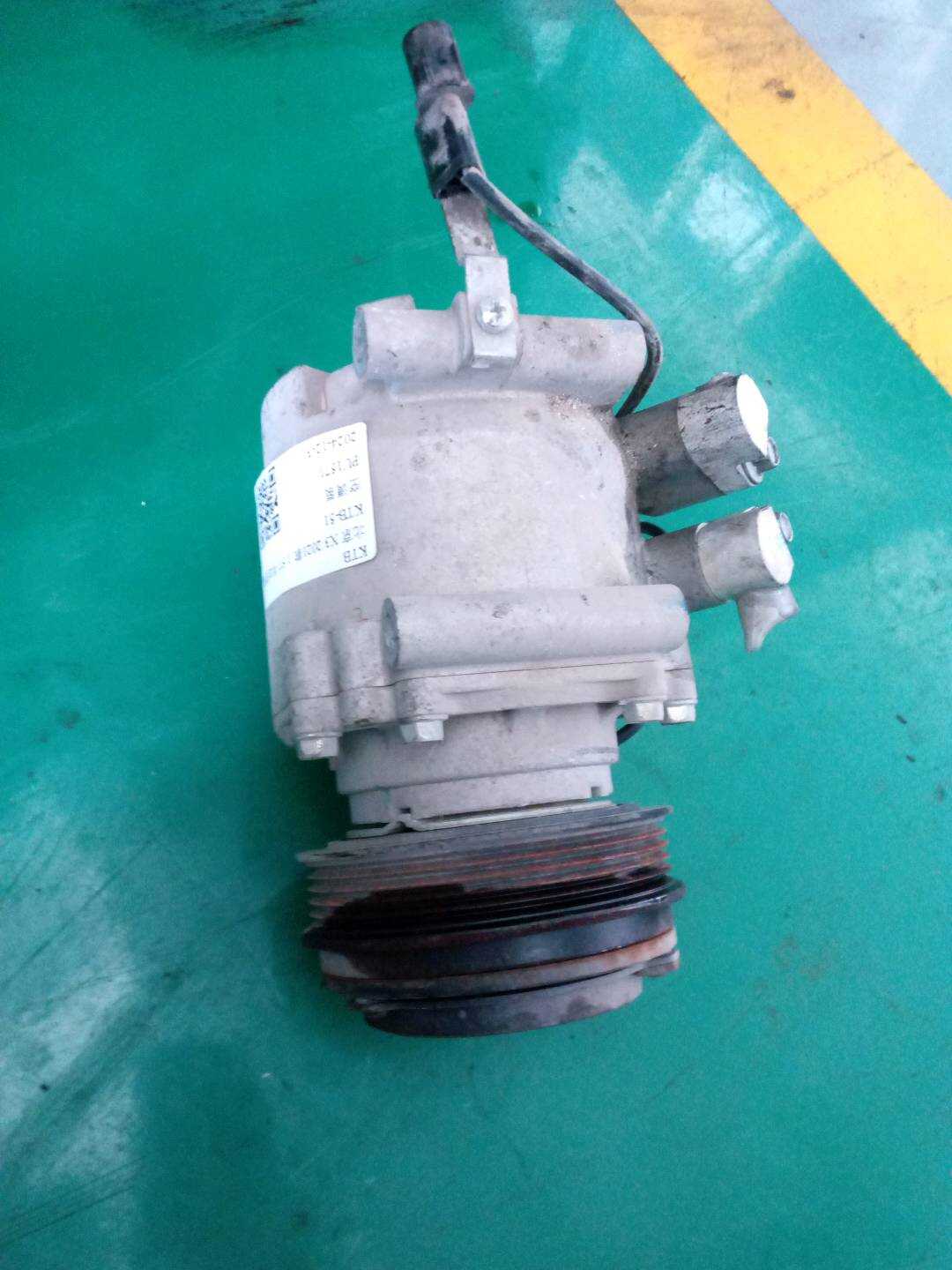 A00064524 A/C Compressor