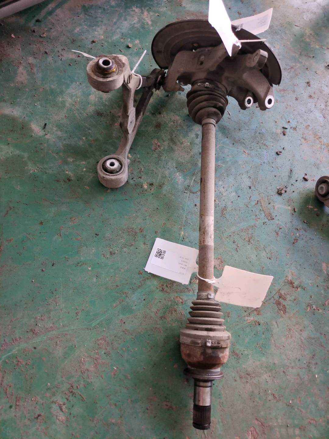 C2Z4812 Rear Axle Shaft, Right