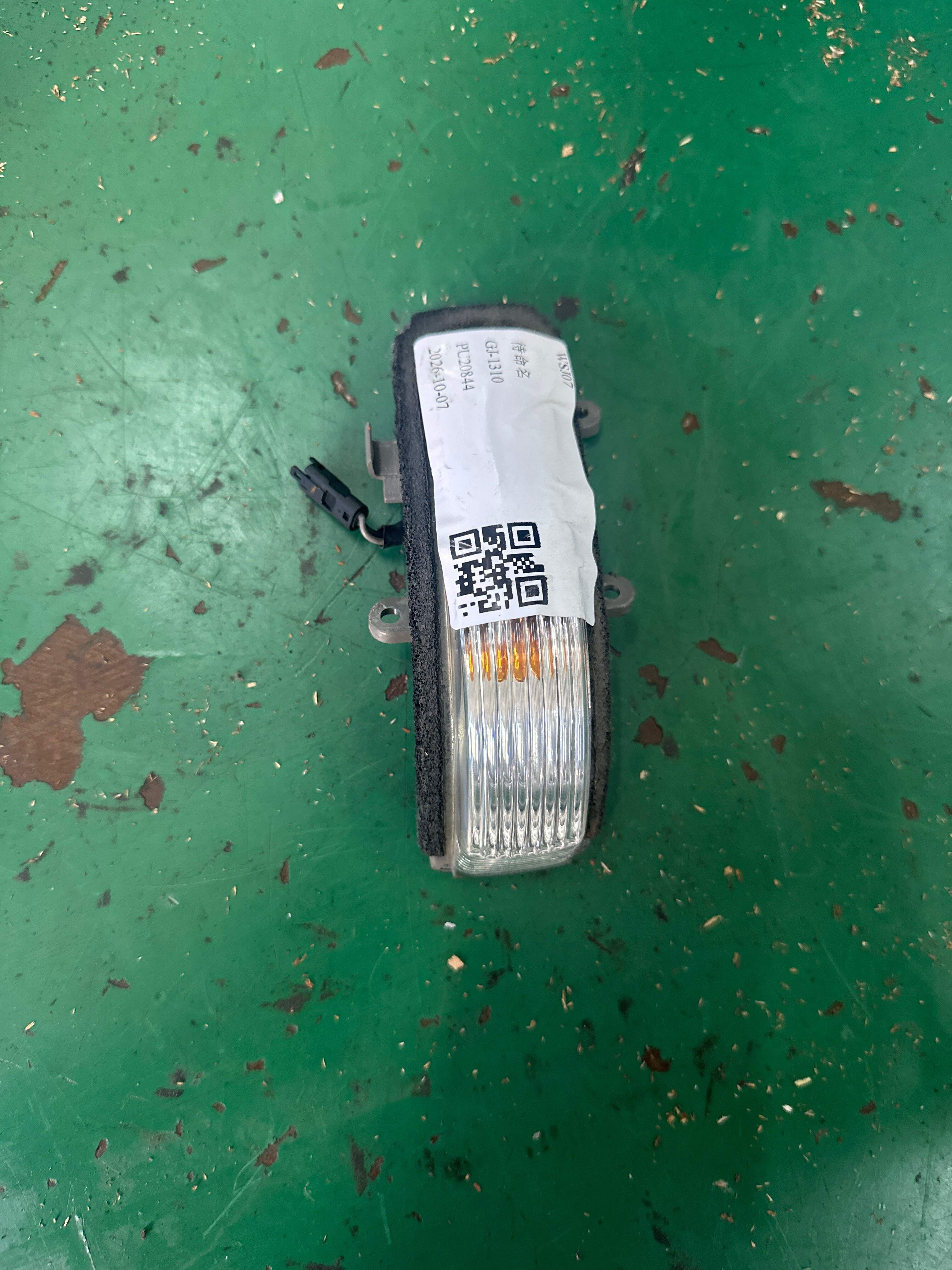 8173006060 倒车镜转向灯(右)