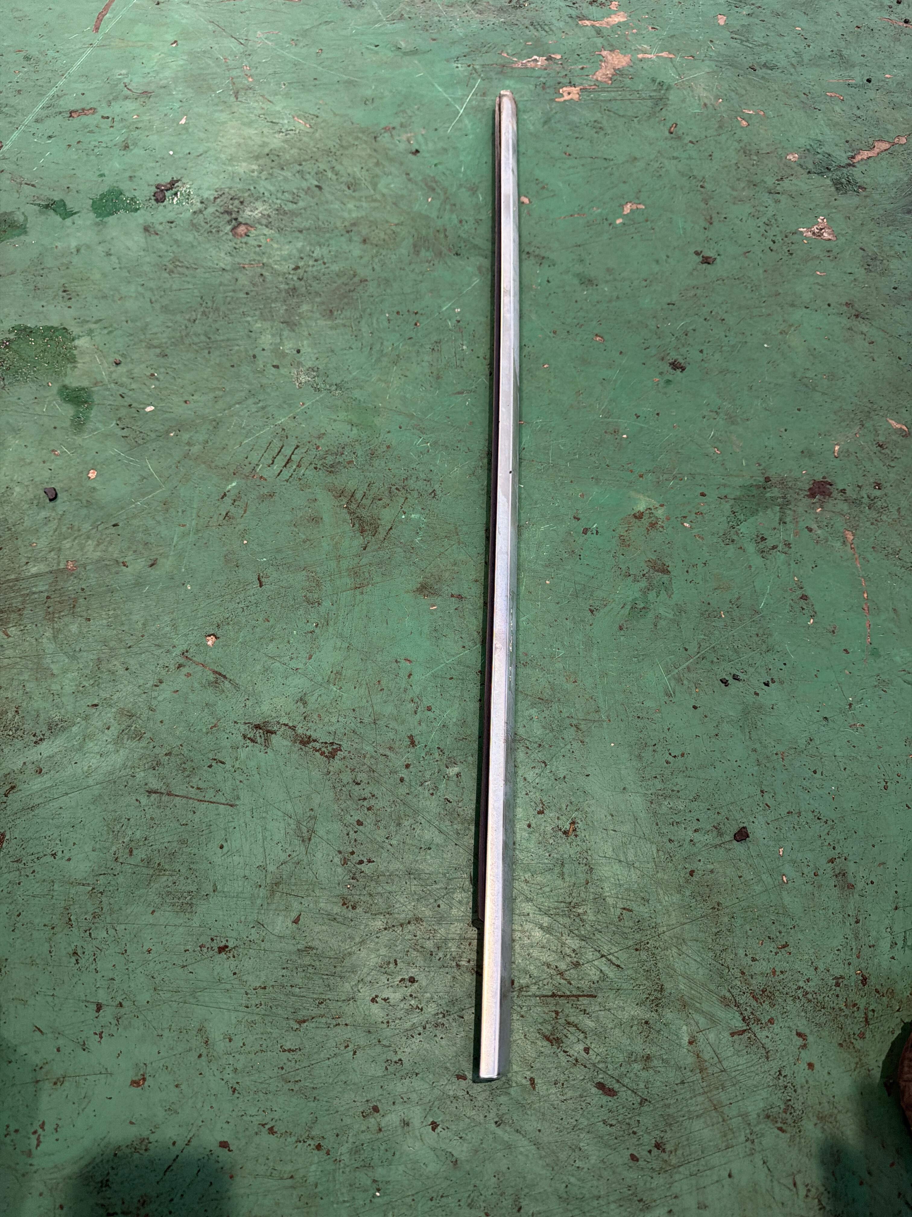 30779677 Front Door Window Outer Molding, Right