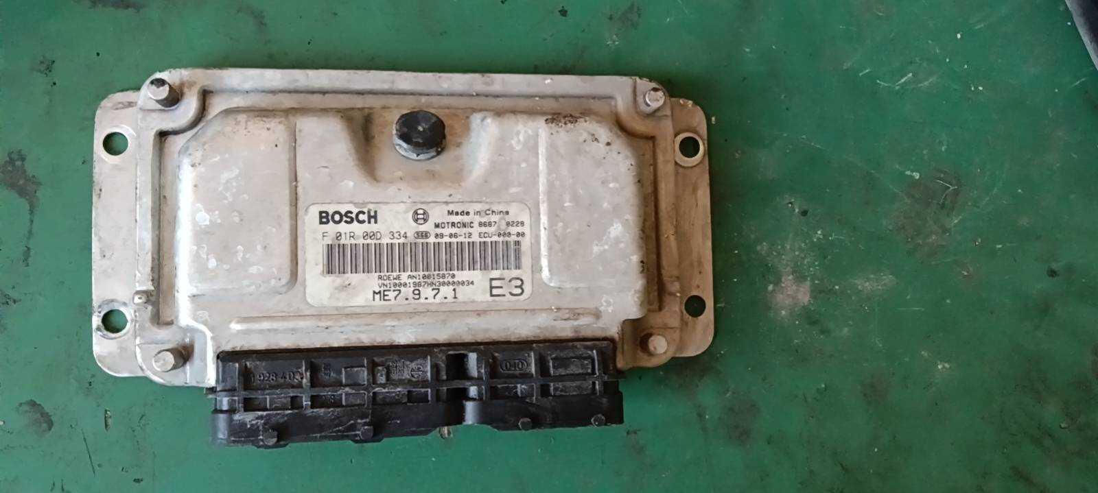F01R00D334 Engine Control Unit (ECU)