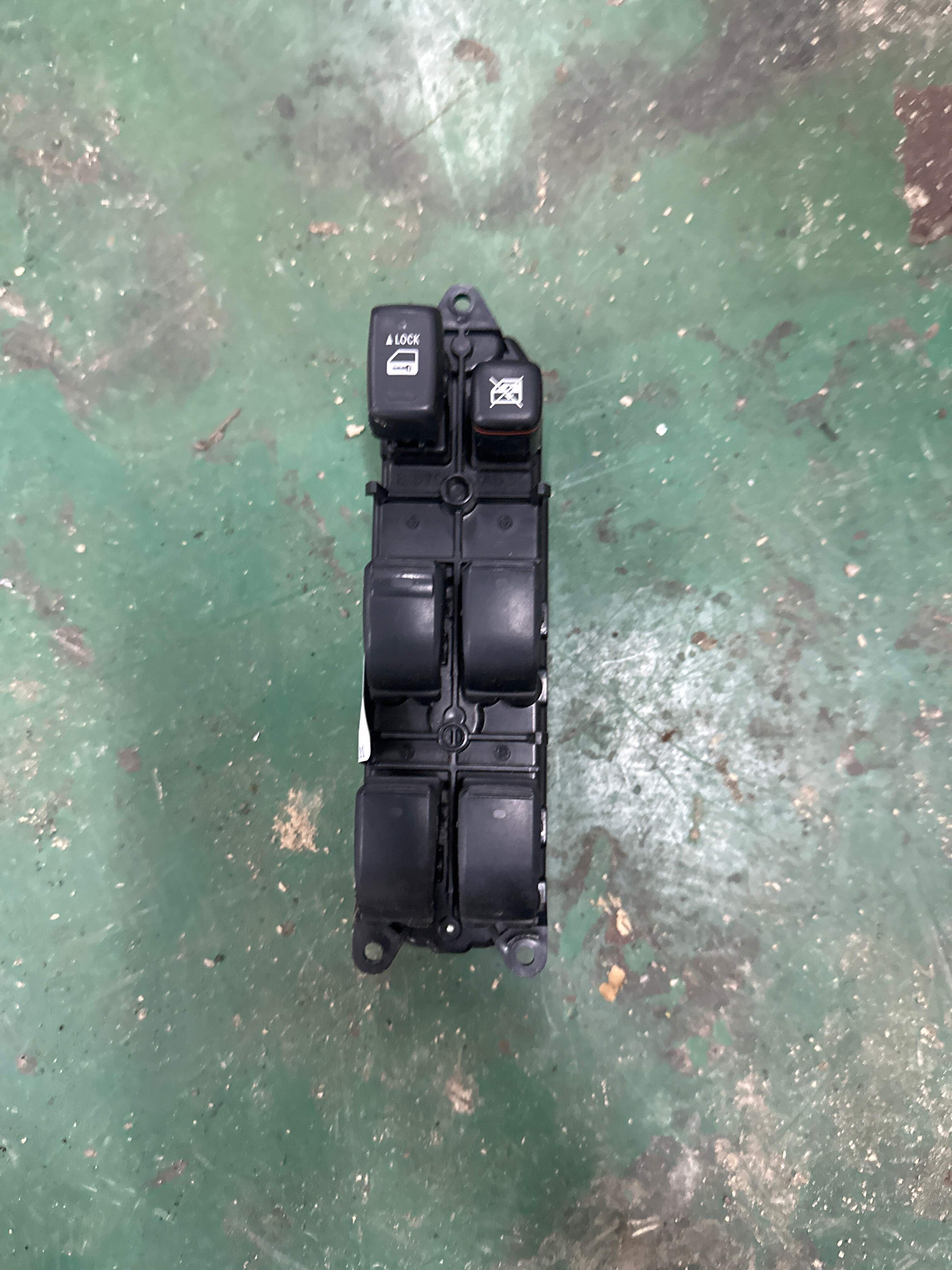 8404060050 Front Door Window Switch, Left