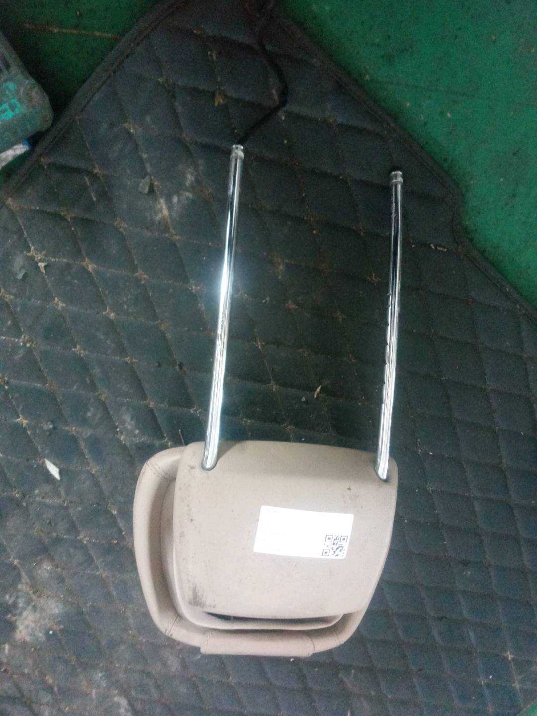 A21297010788P13 驾驶员座椅头枕