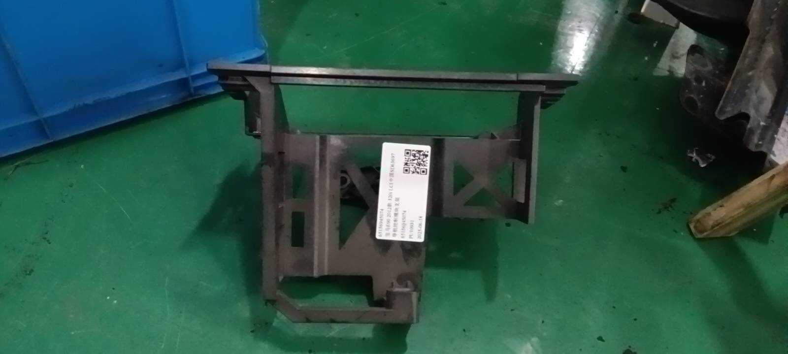 65156945074 导航控制模块支架