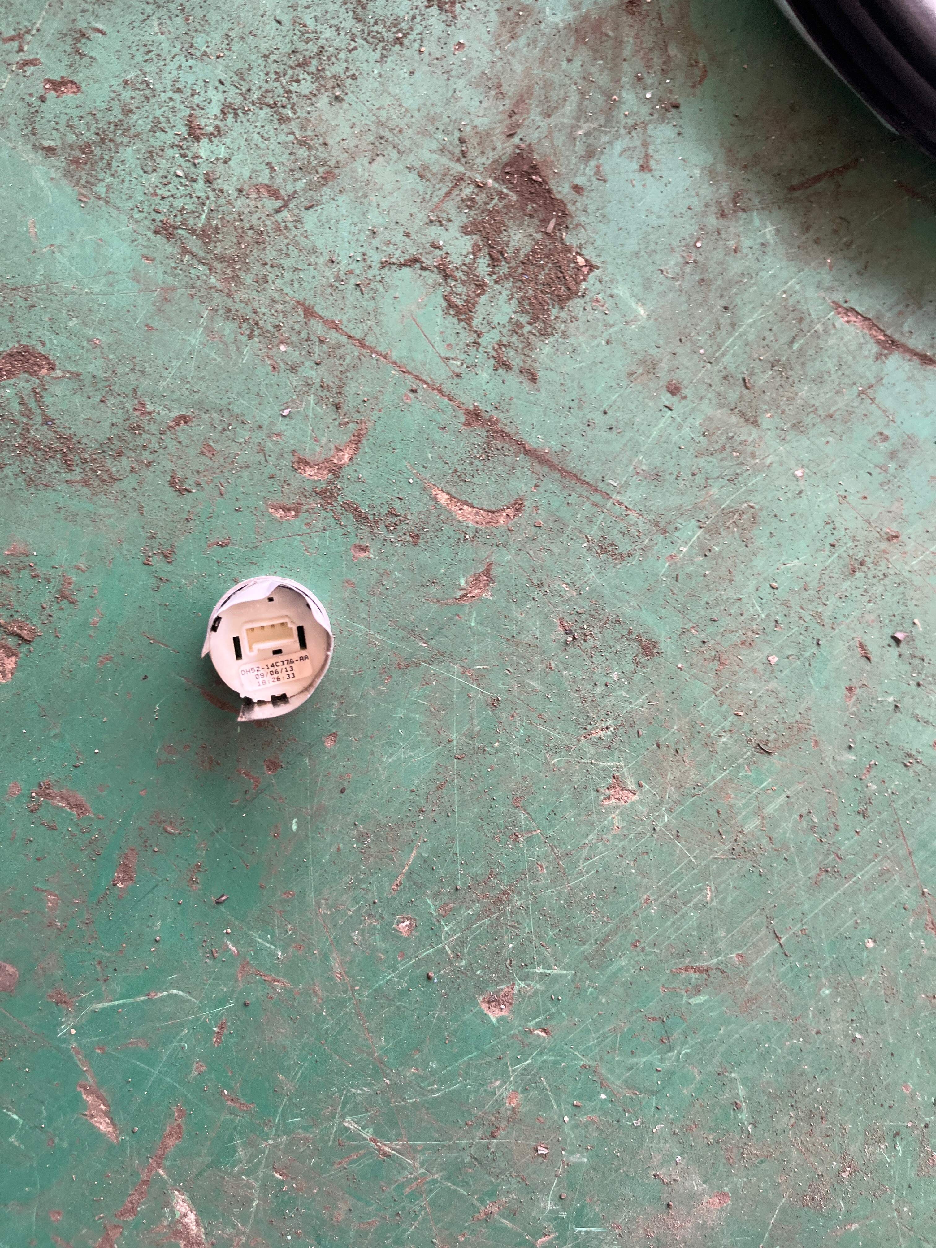 LR039740 Ignition Switch