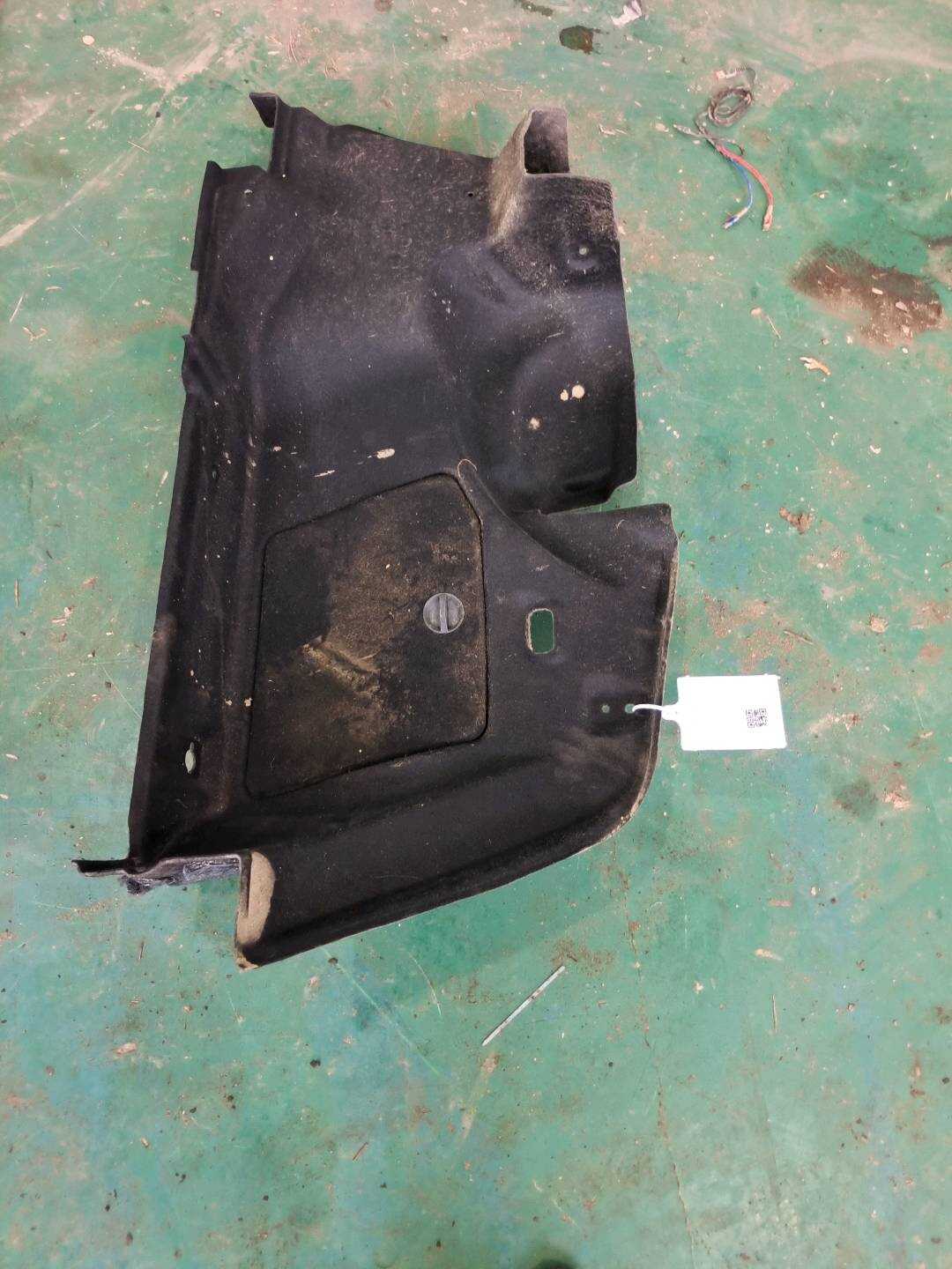 A20469096009F08 Trunk Trim Panel, Right