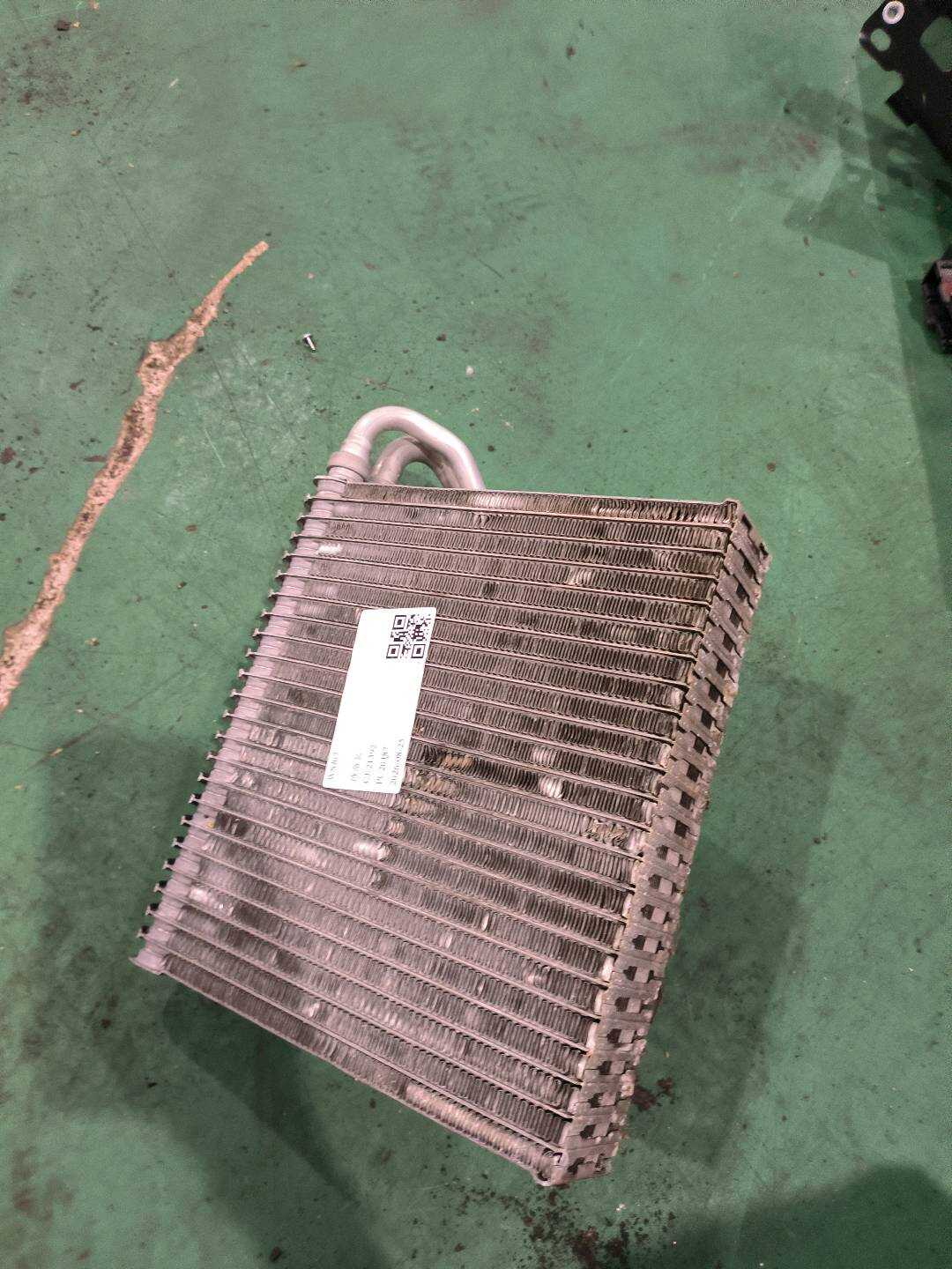 64119262788 蒸发器芯