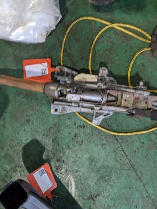 DT4Z3C529A 转向管柱