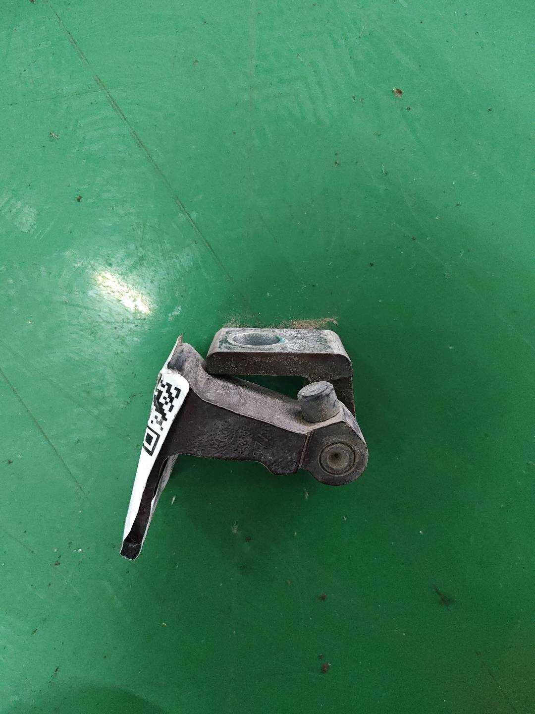 5N0831402 后门铰链