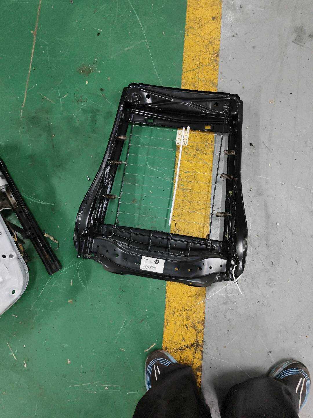 52106982918 Driver Seat Backrest Frame