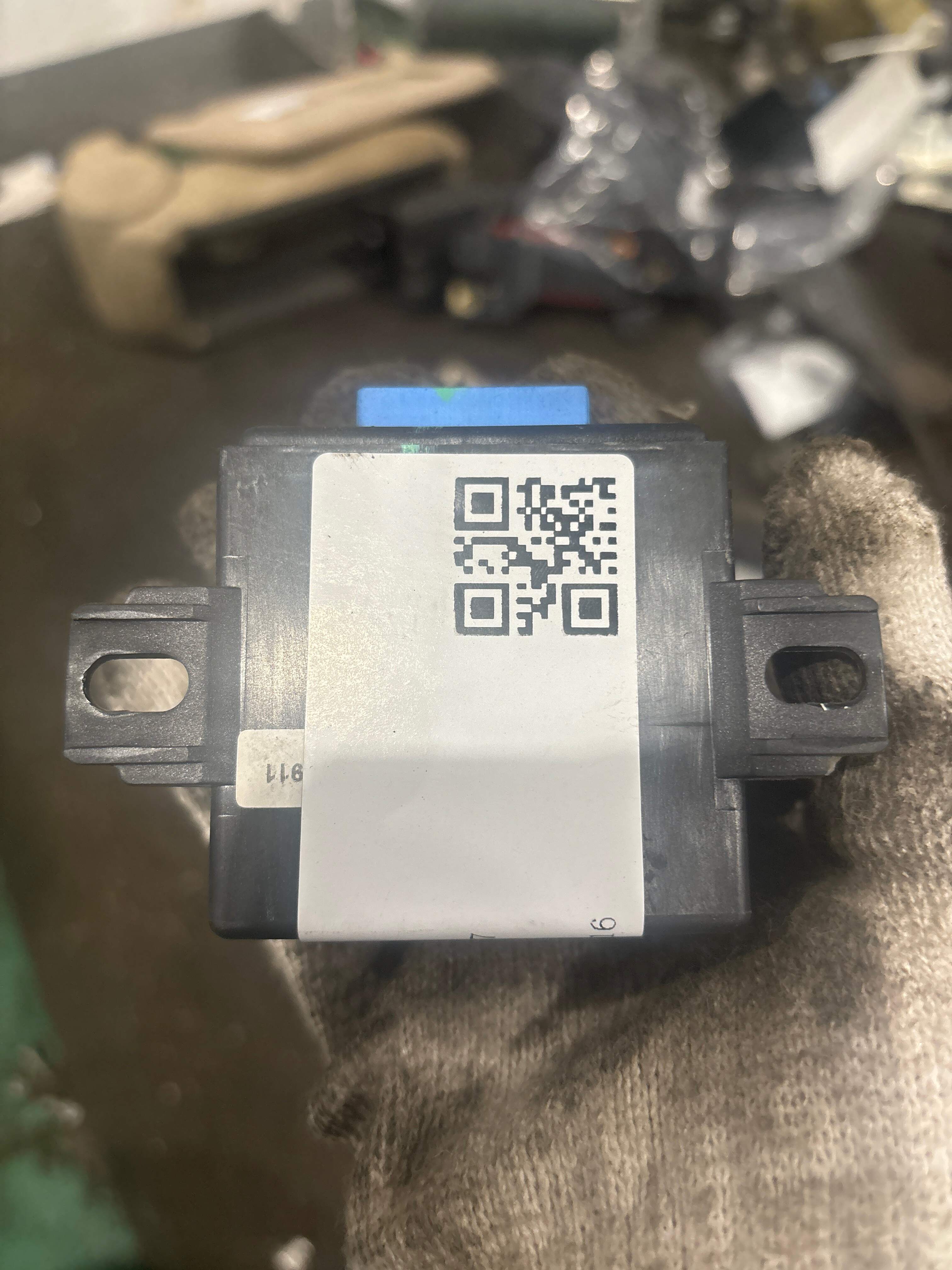 4Z7907357 Headlight Level Adjustment Computer