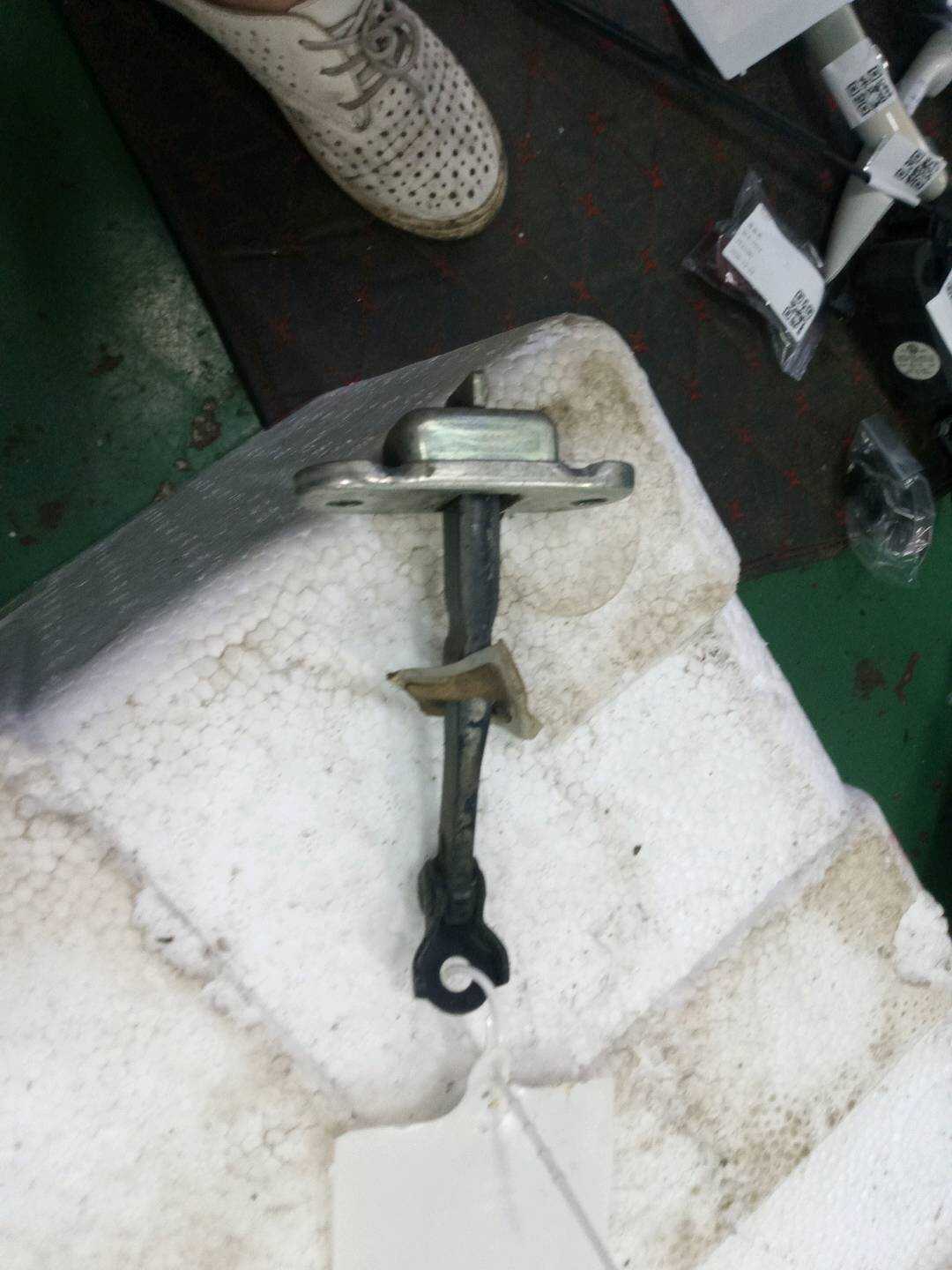 794904X000 Rear Door Check Strap, Right