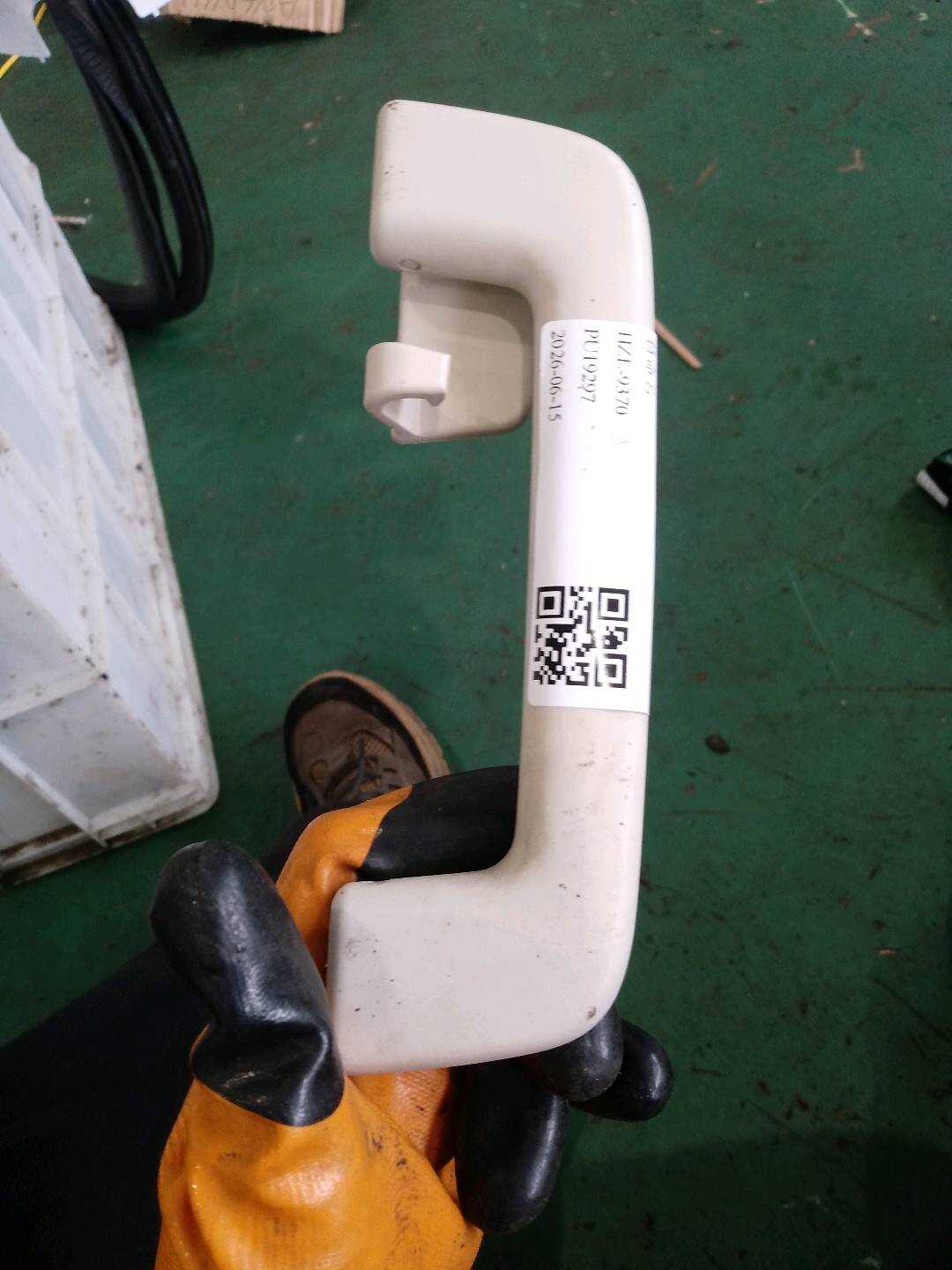 HS73A045B14BA3AM1 车顶扶手(右后)