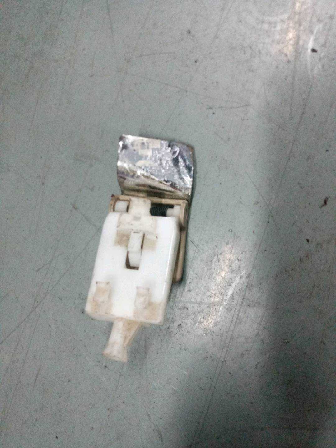 536010D010A0 前机盖拉线手柄