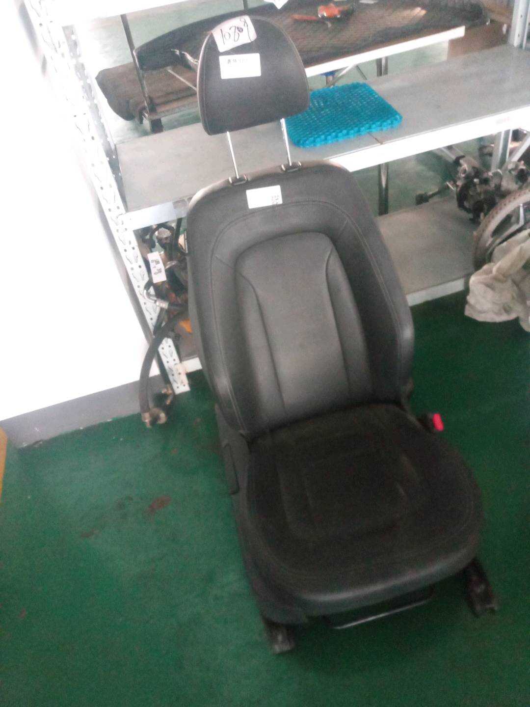 880024M030CBA Passenger Seat Assembly
