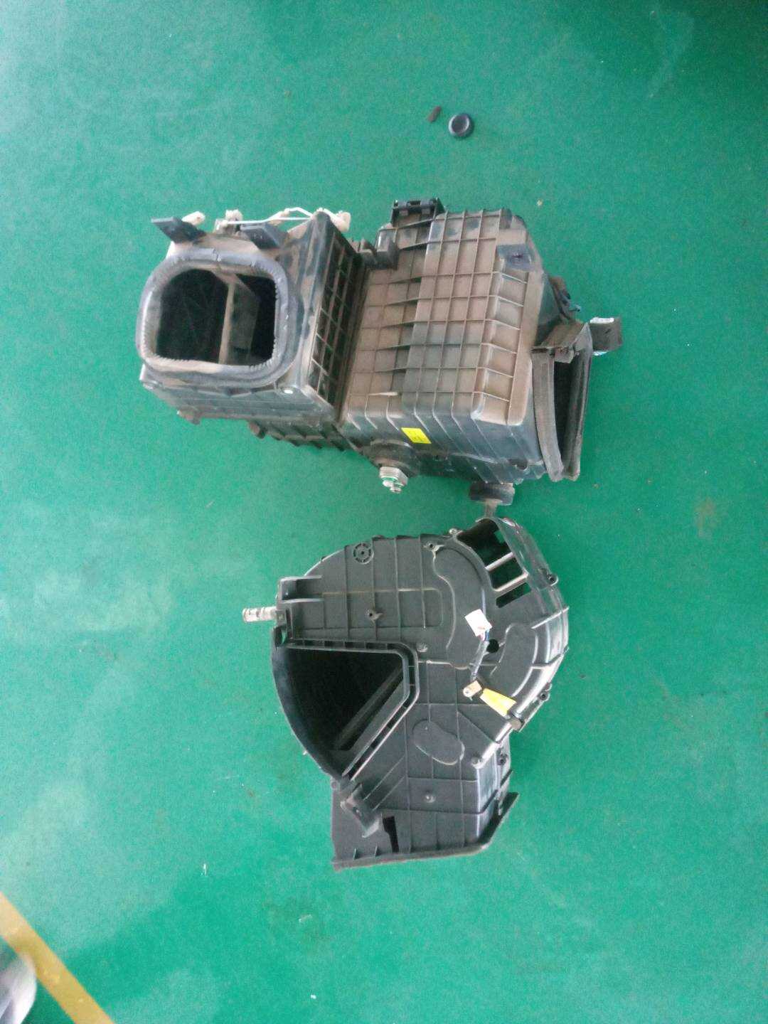 8103010U8010 Evaporator Assembly