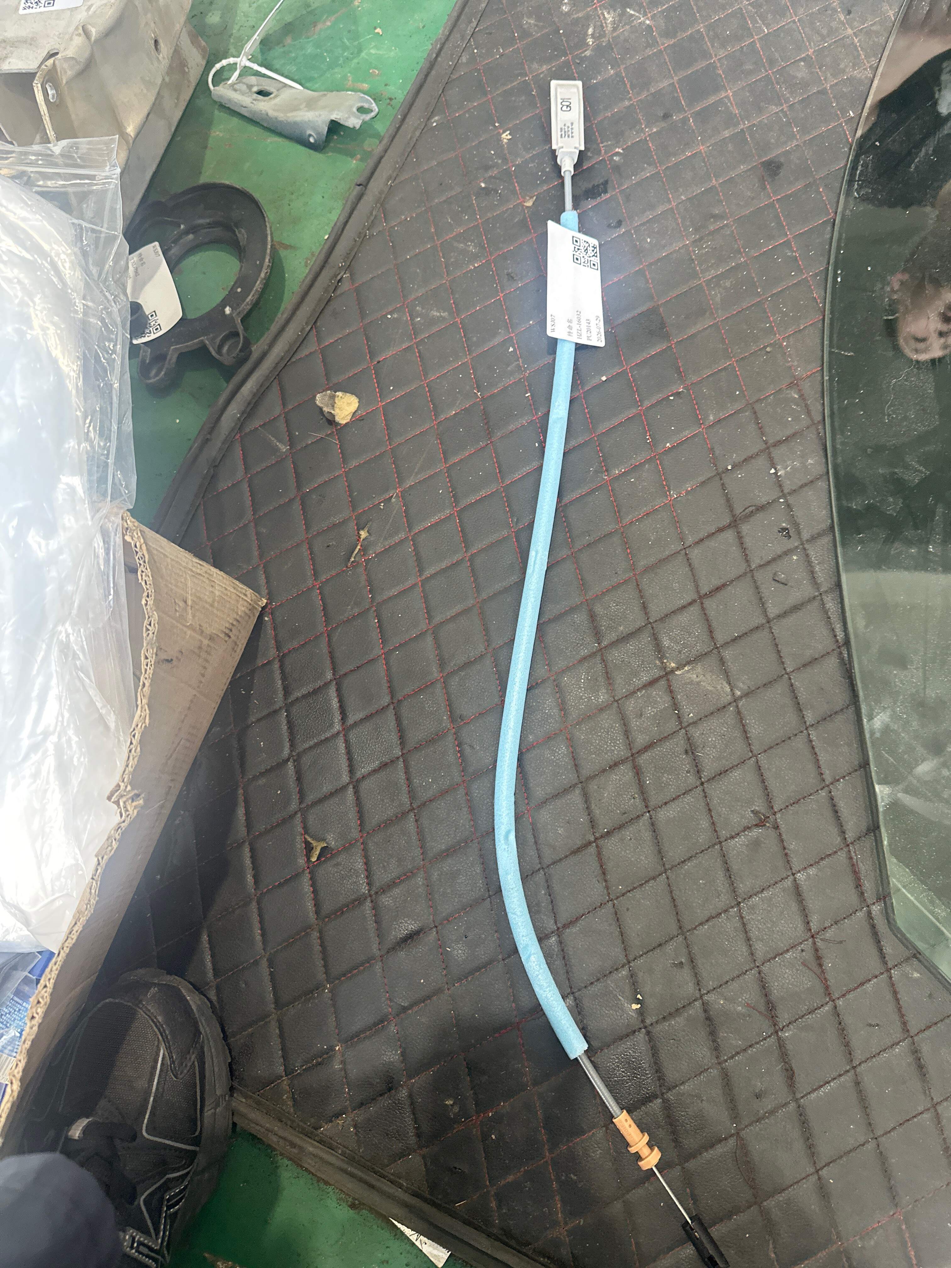 51217409277 前门内拉手拉线(右)