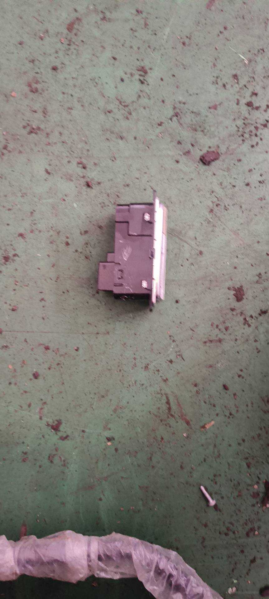 MEH412308000W9 右后侧室内灯总成