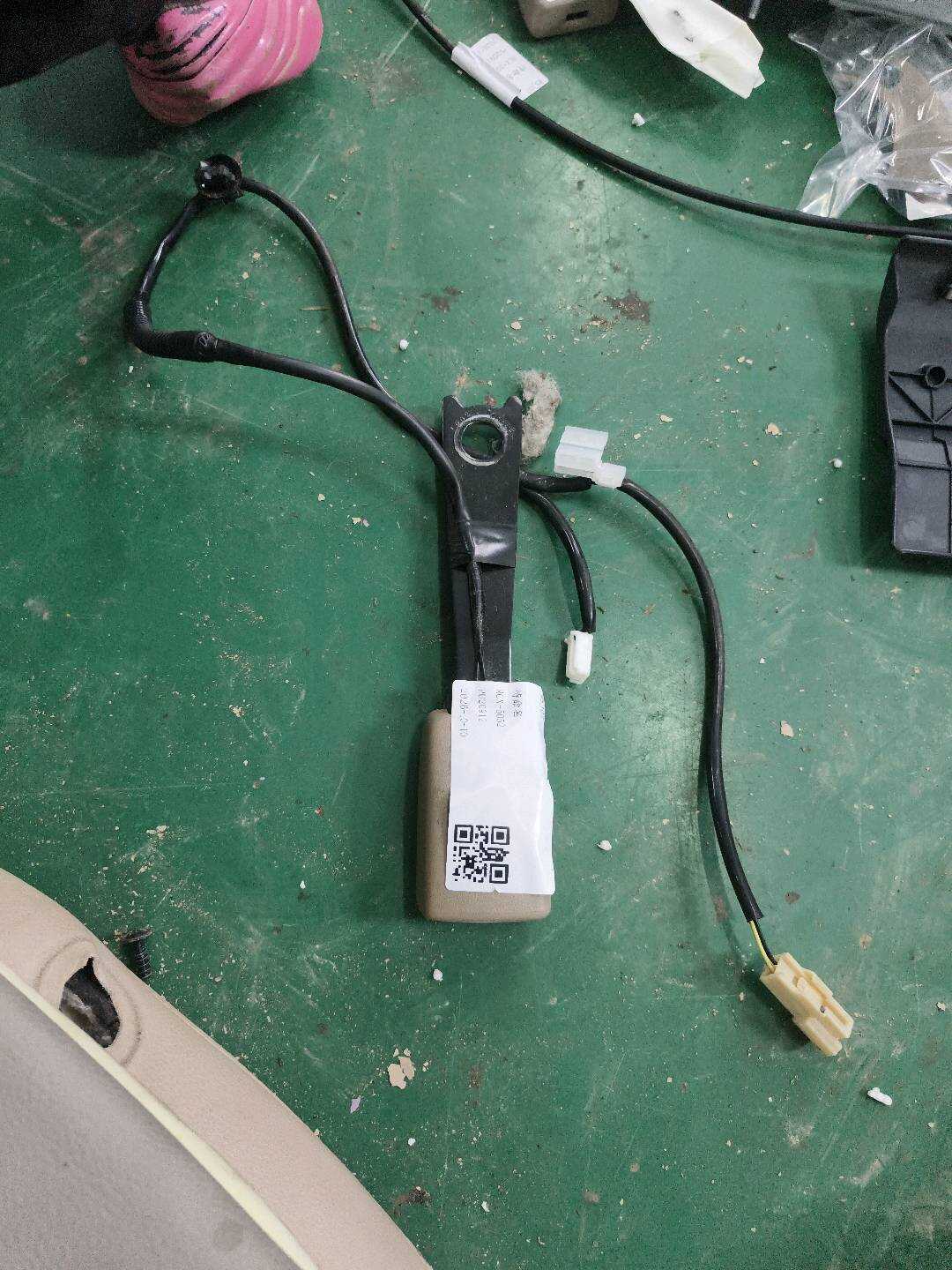 732300R050E0 副驾驶员座椅安全带扣