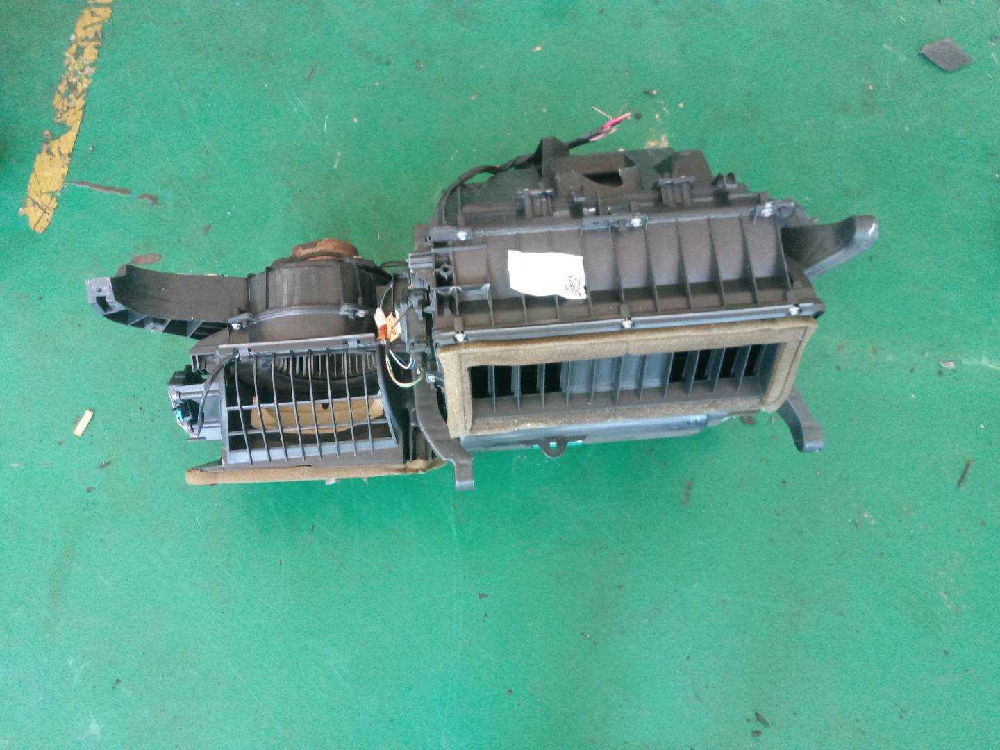 93736153 蒸发器壳