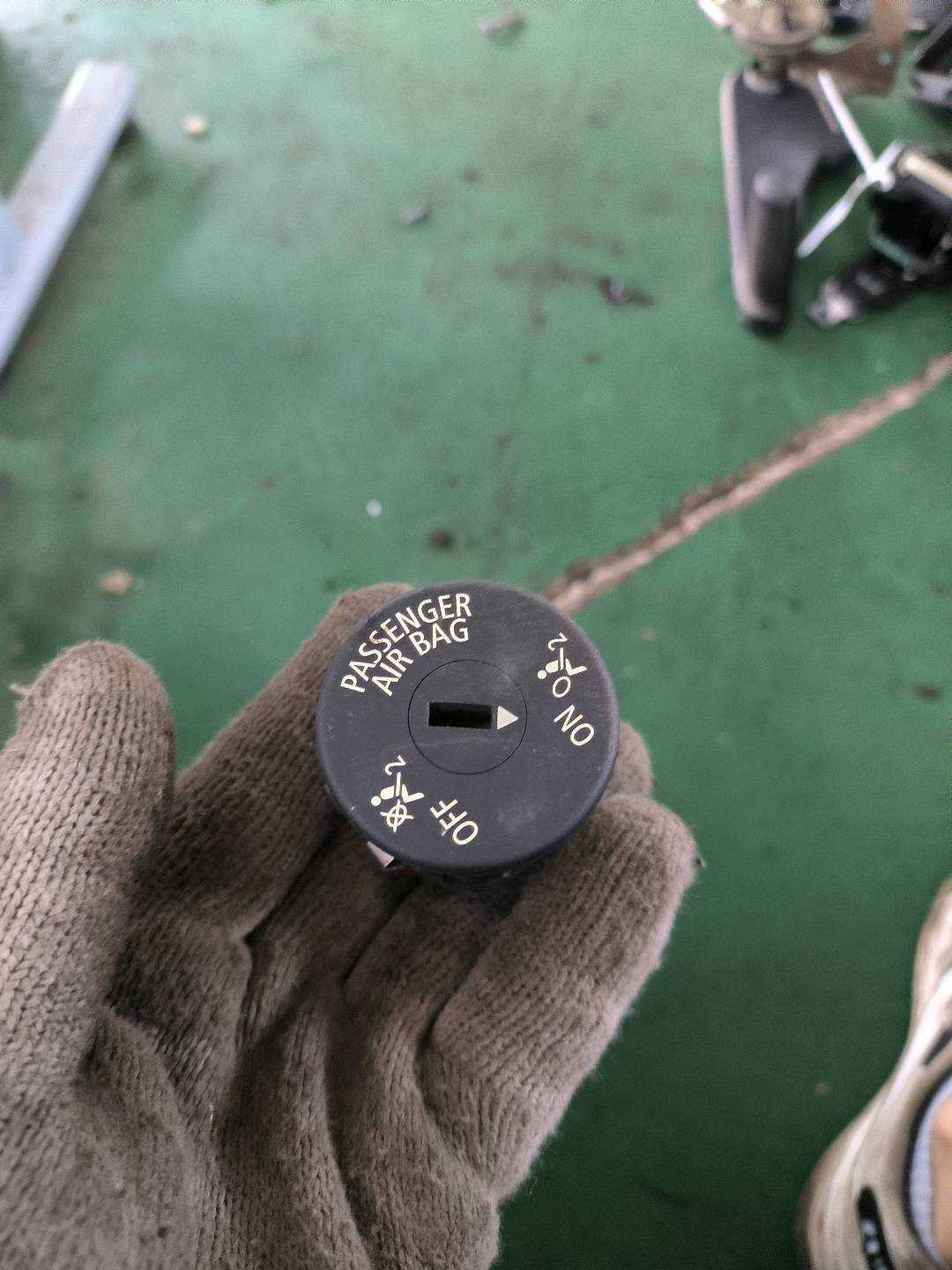61319326501 Passenger Airbag Switch