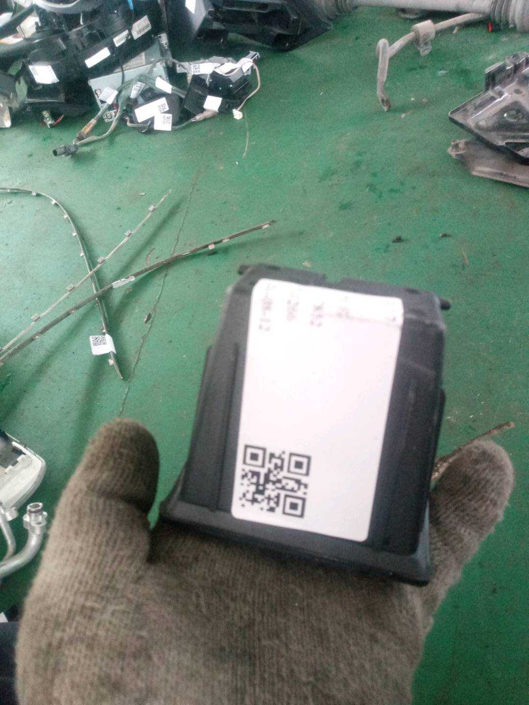 A2188100130 烟灰罐