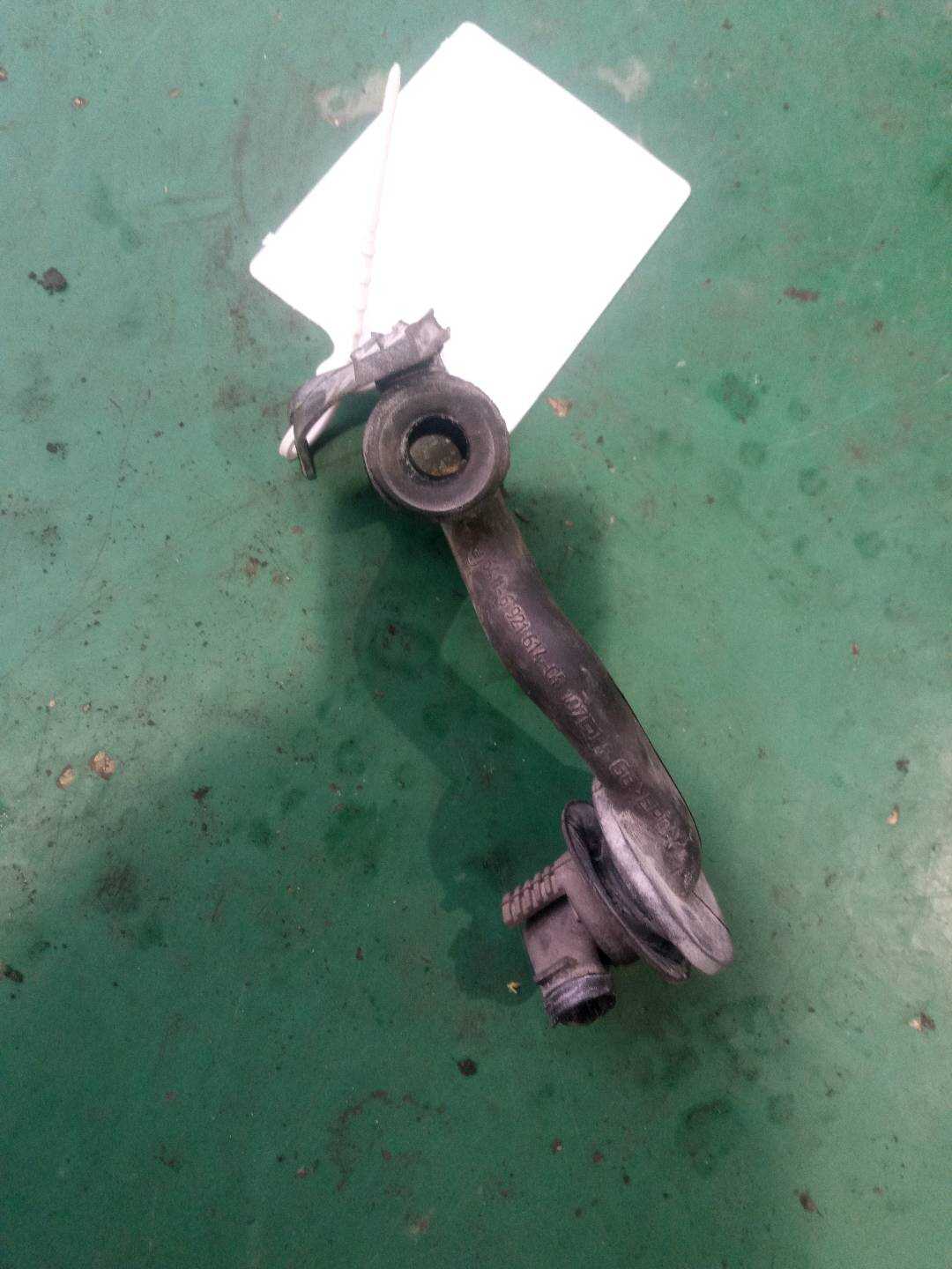 64116921614 冷凝水软管（右）