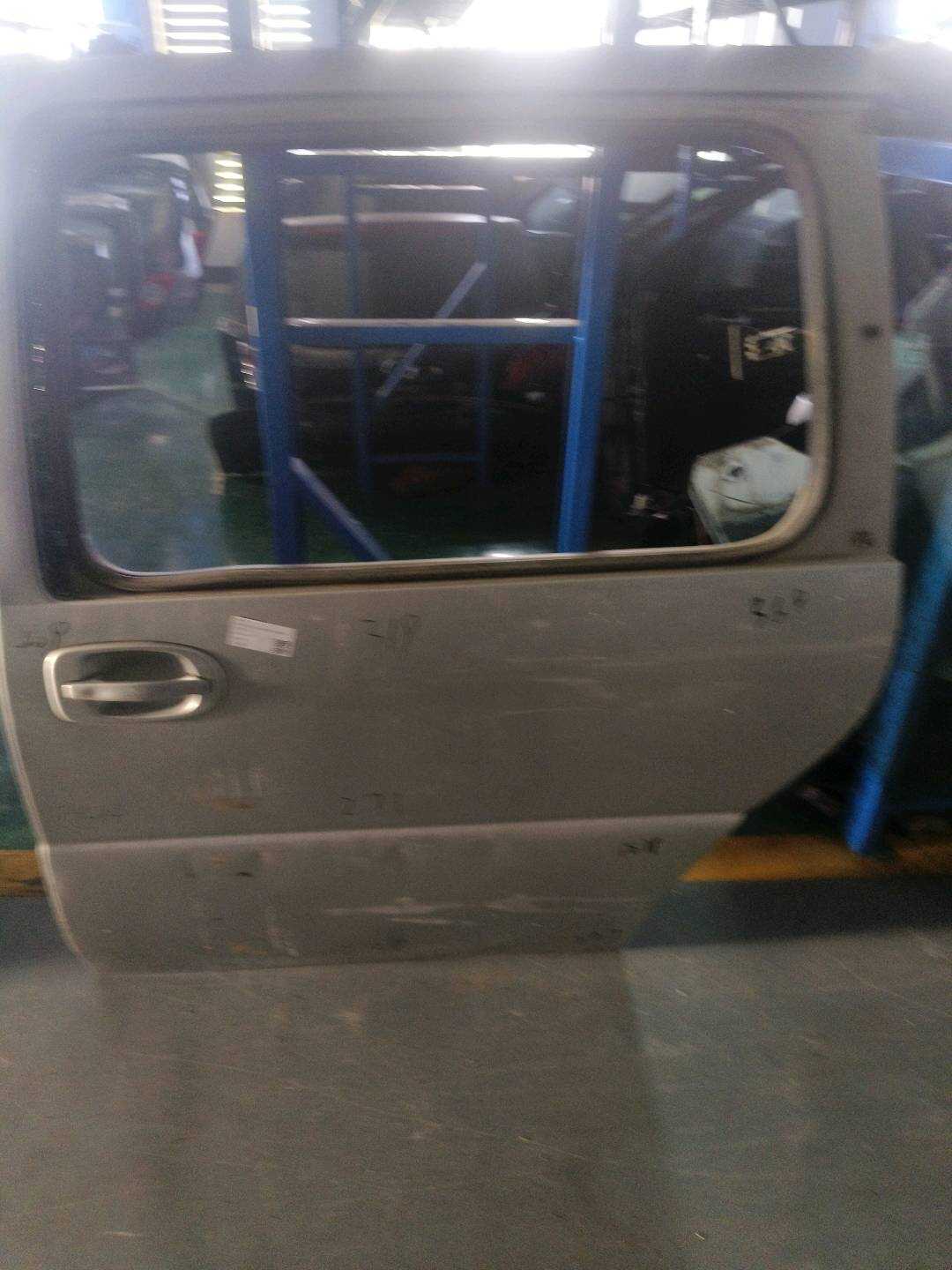 92101182 后门壳(左)