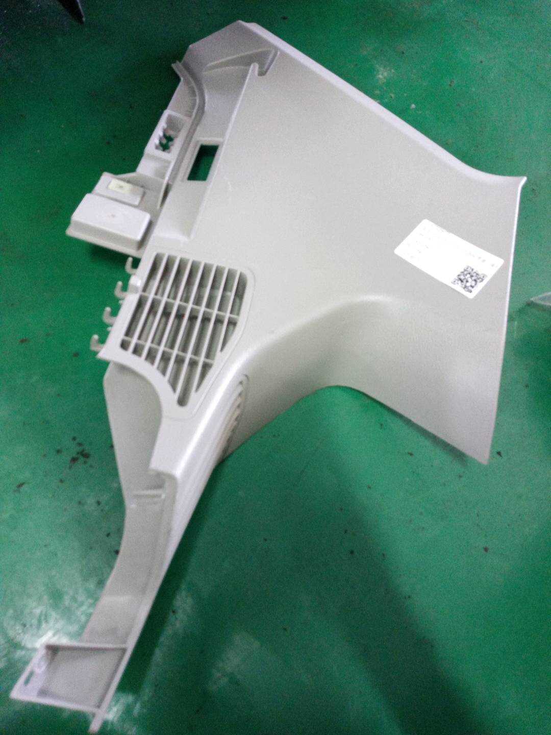 51437229077 D柱内衬(左)