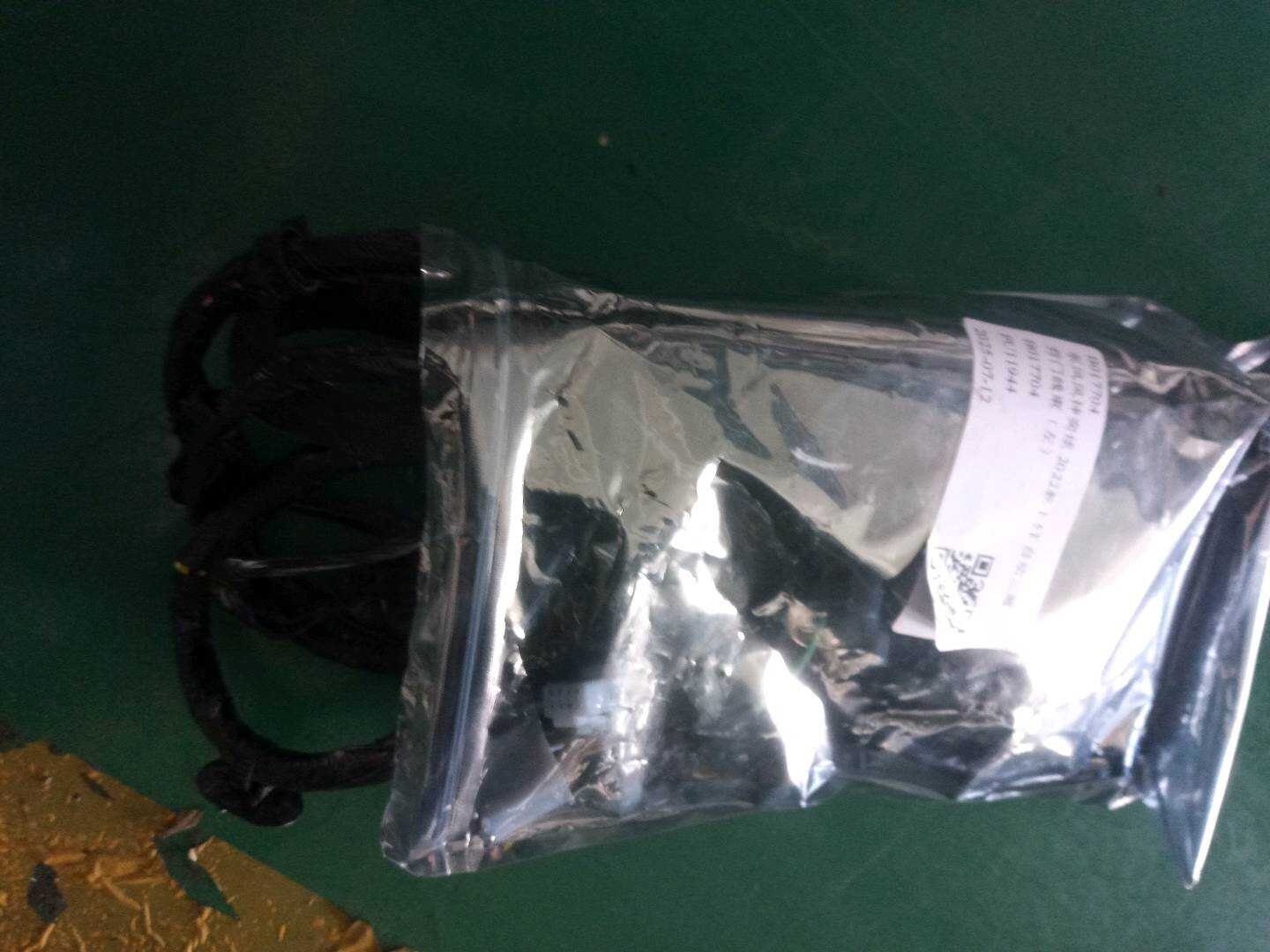 B017704 Front Door Wiring Harness, Left