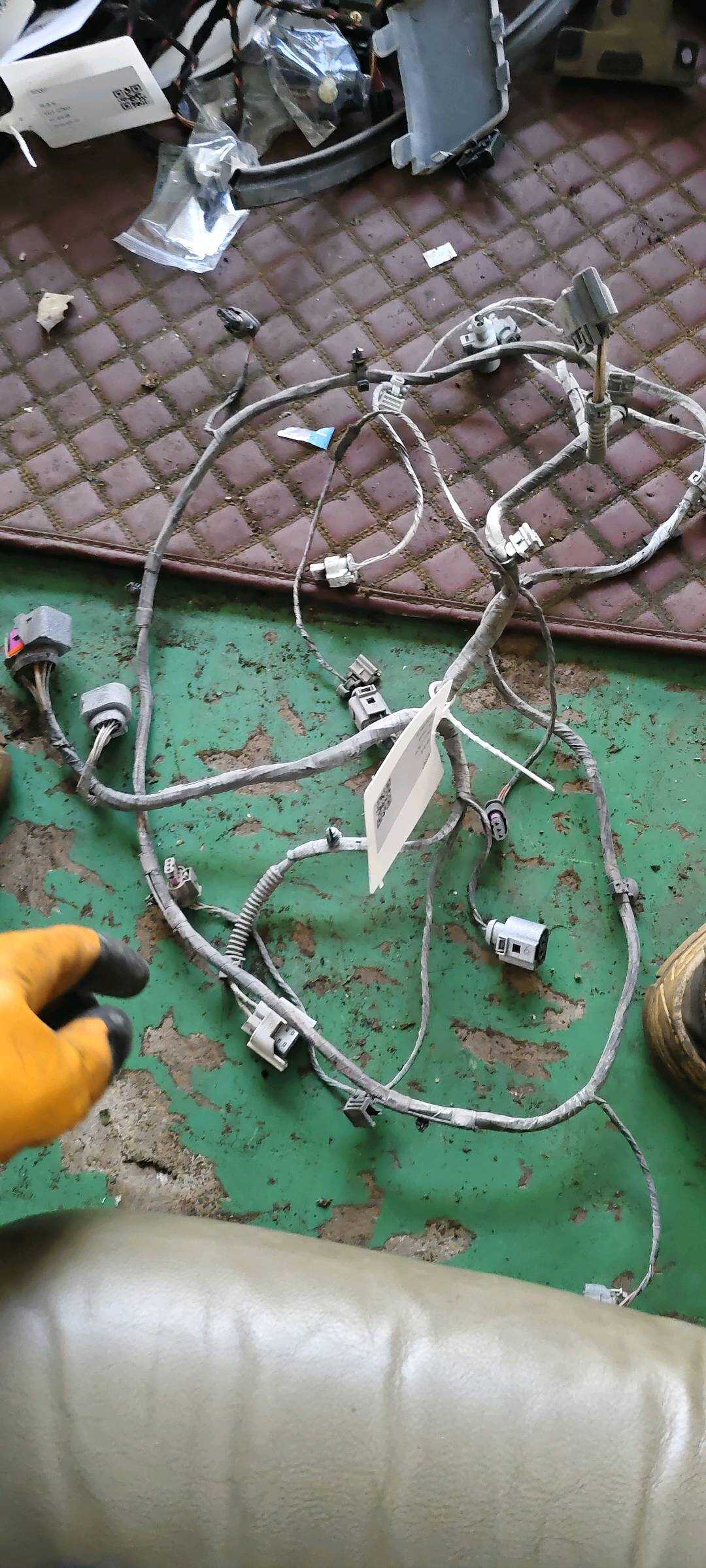 L3C8971095AL 前保险杠电眼线束