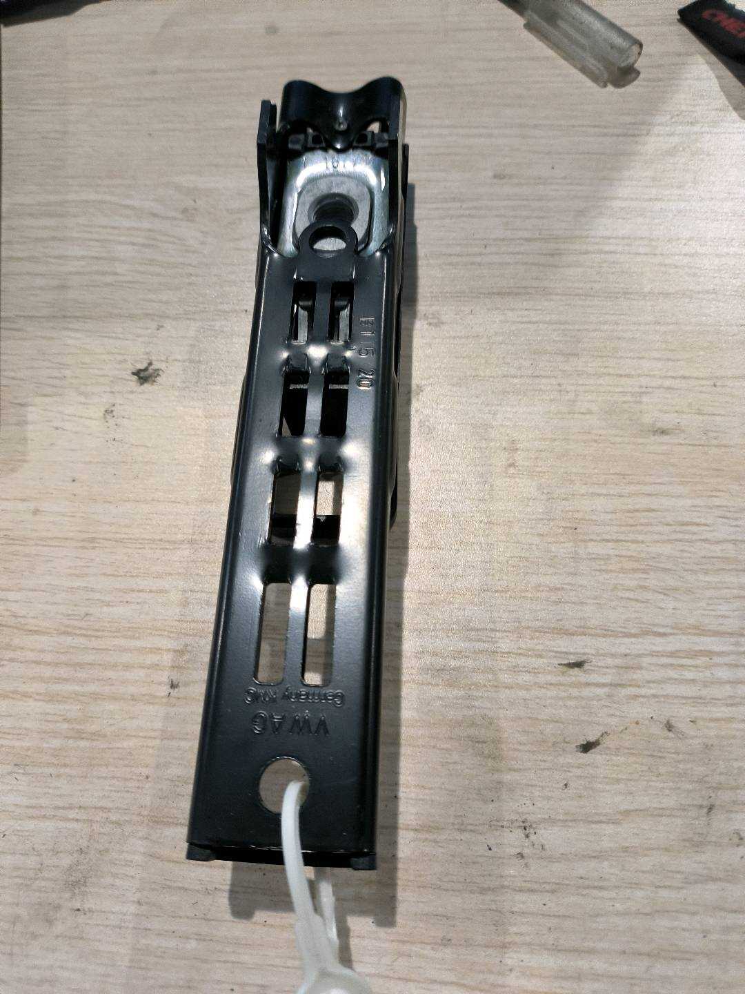 565857819A Passenger Seat Belt Height Adjuster