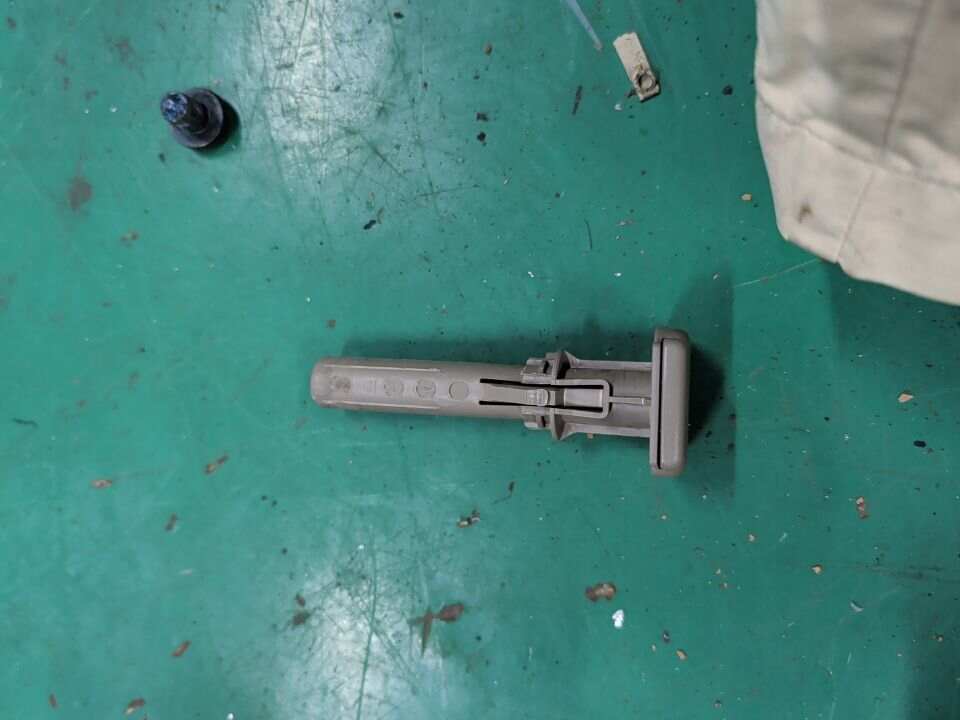 A63691900008J06 固定件
