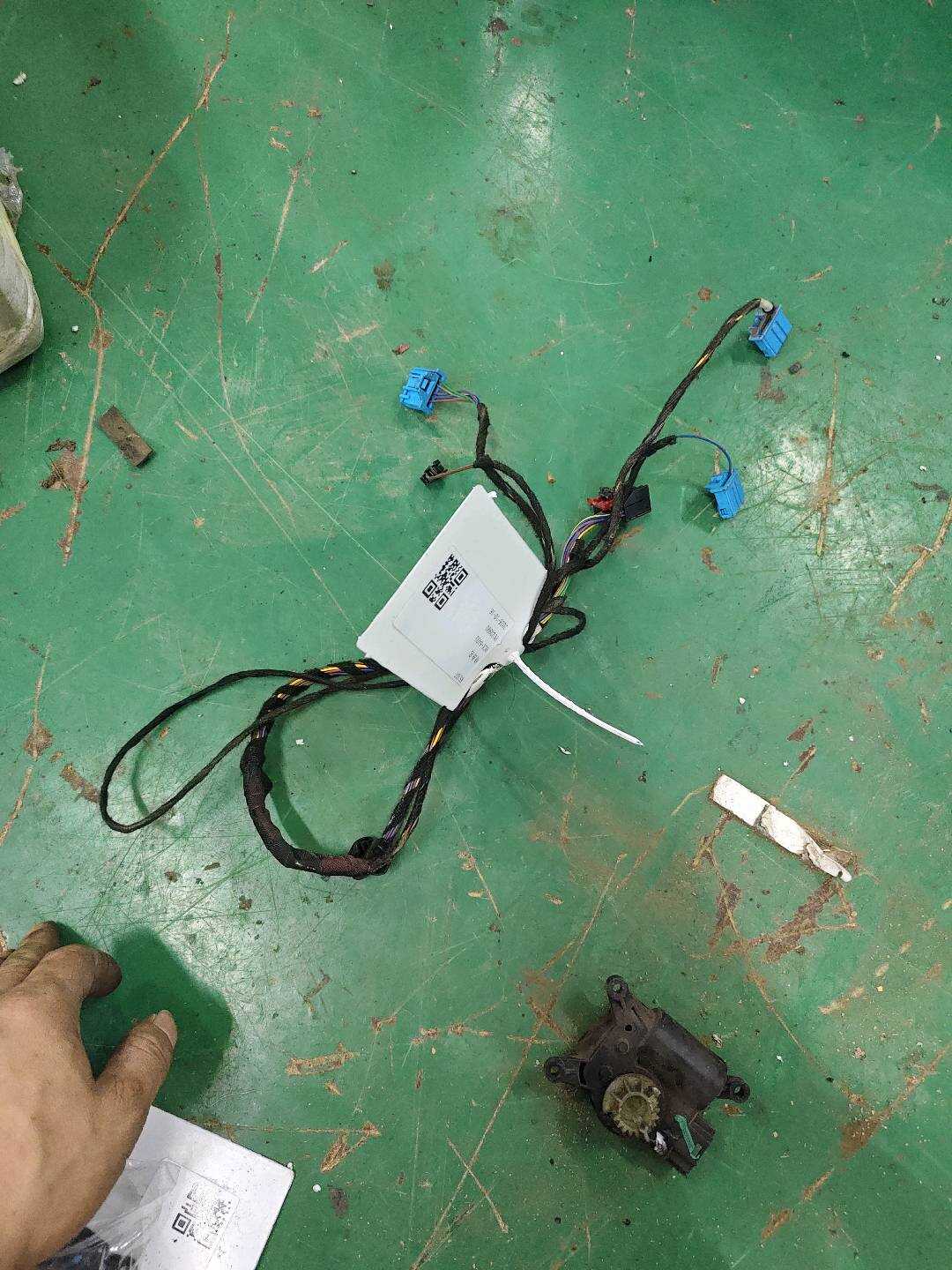 5Q1971566F A/C Wiring Harness