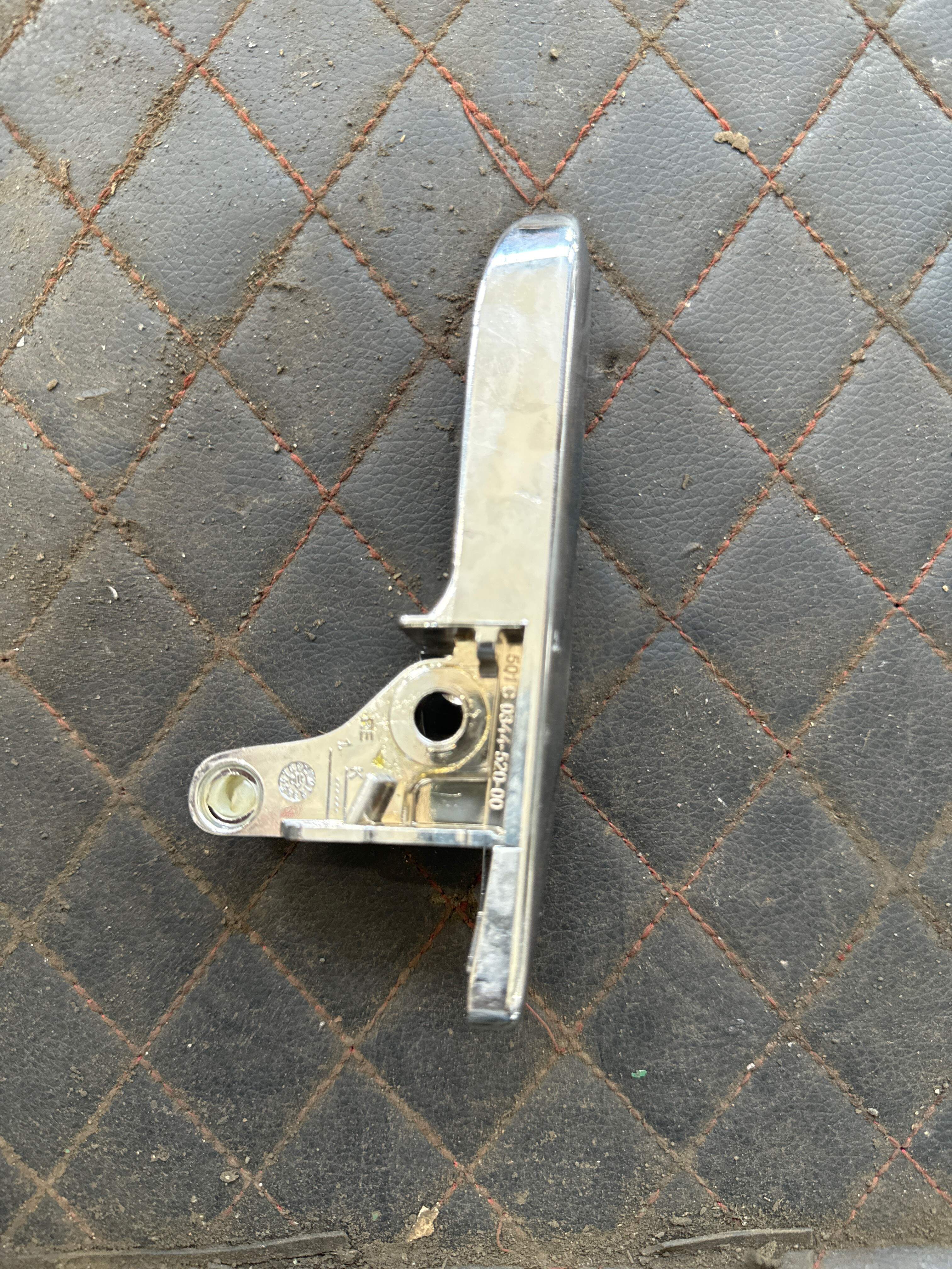 A21176602247F24 Front Door Inner Handle, Right