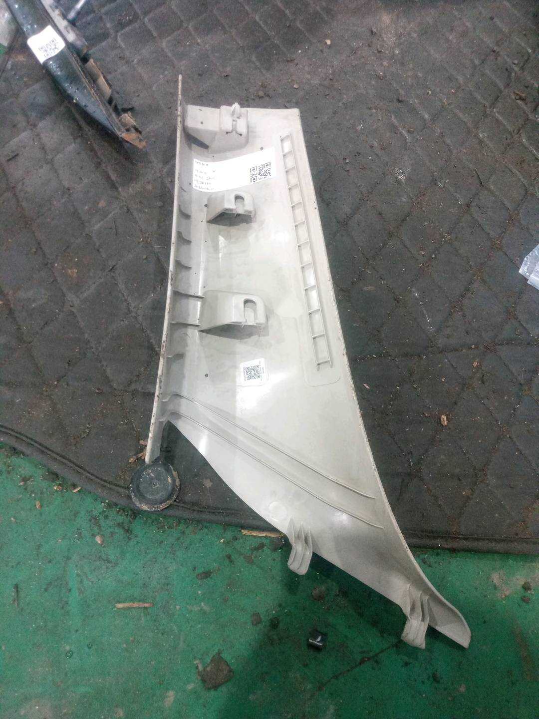 51437406016 A柱内衬(右)