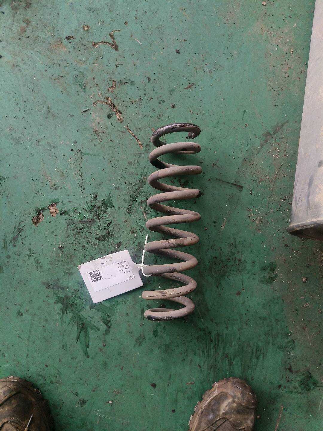 33536790117 后减震器螺旋弹簧