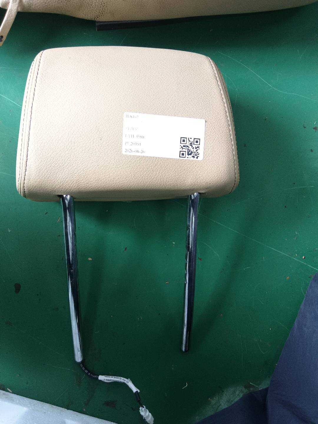 52107255867 副驾驶员座椅头枕