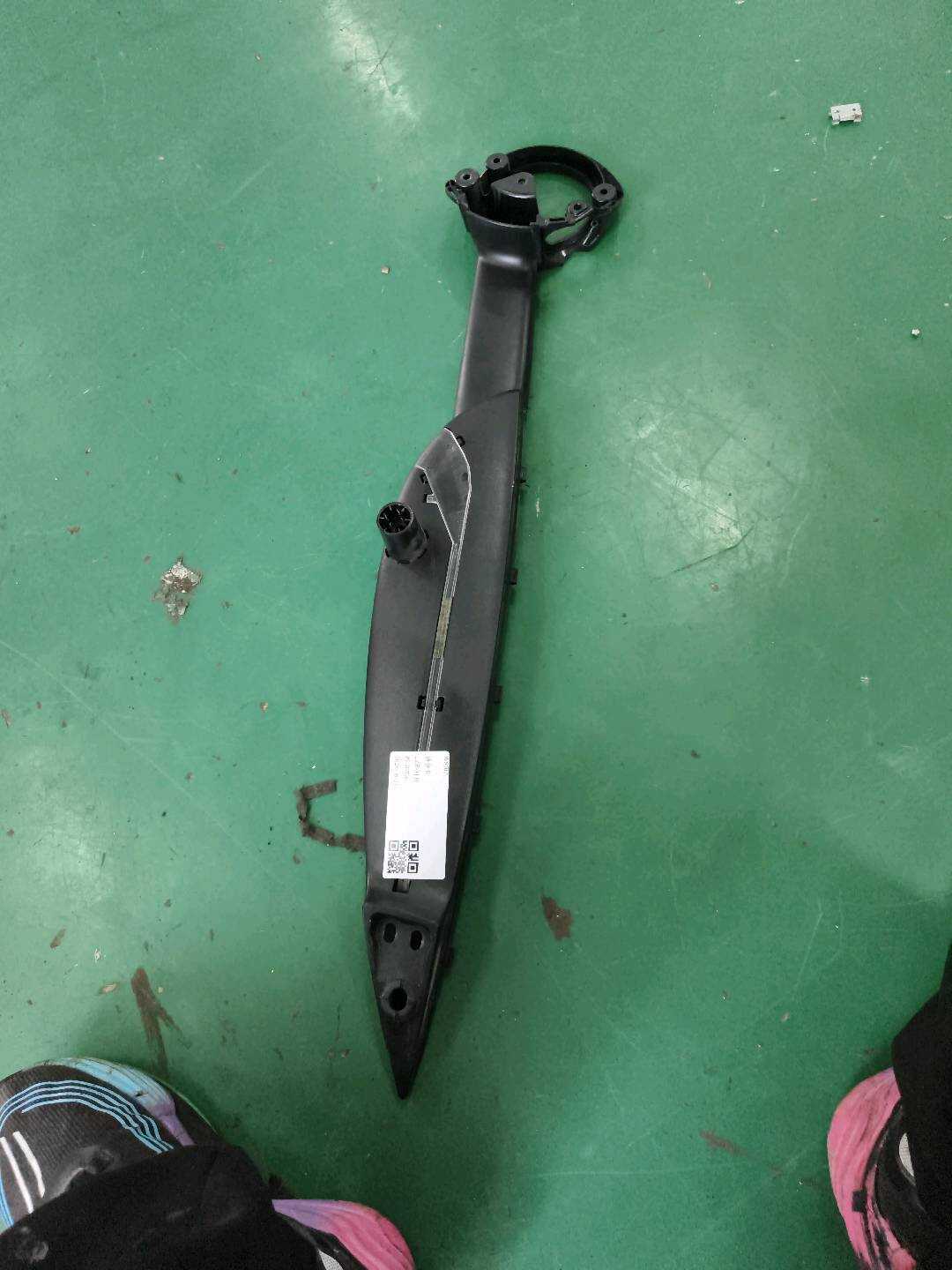 51412753723 车门把手架梁