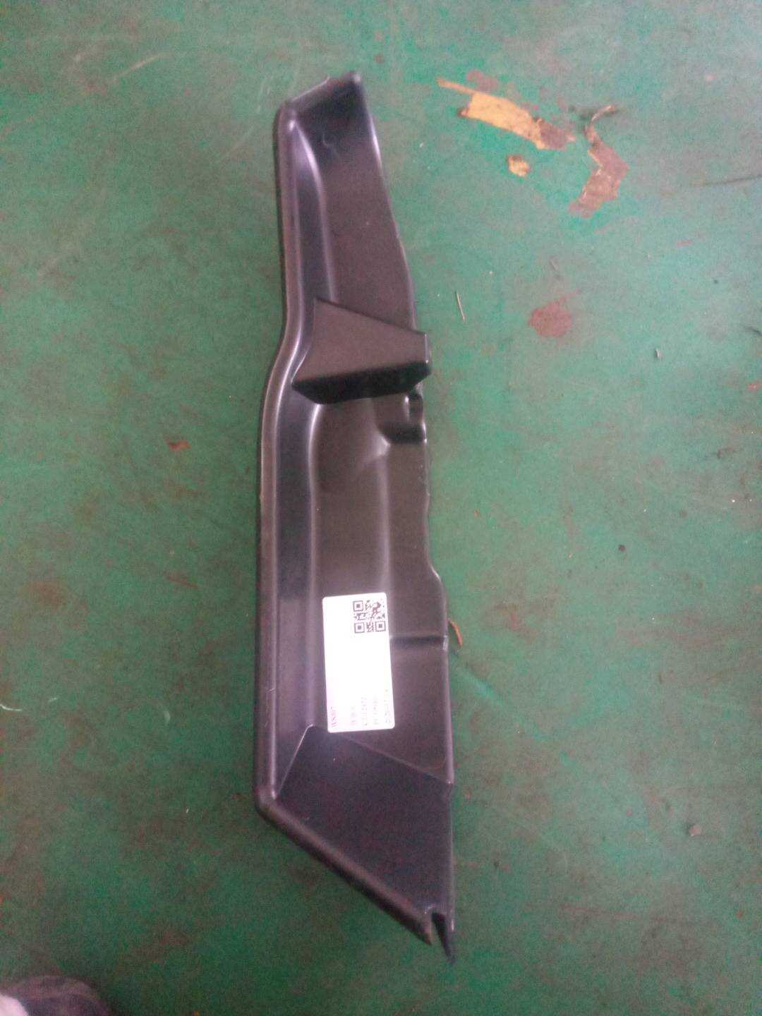 C2D18548 Right Side Panel