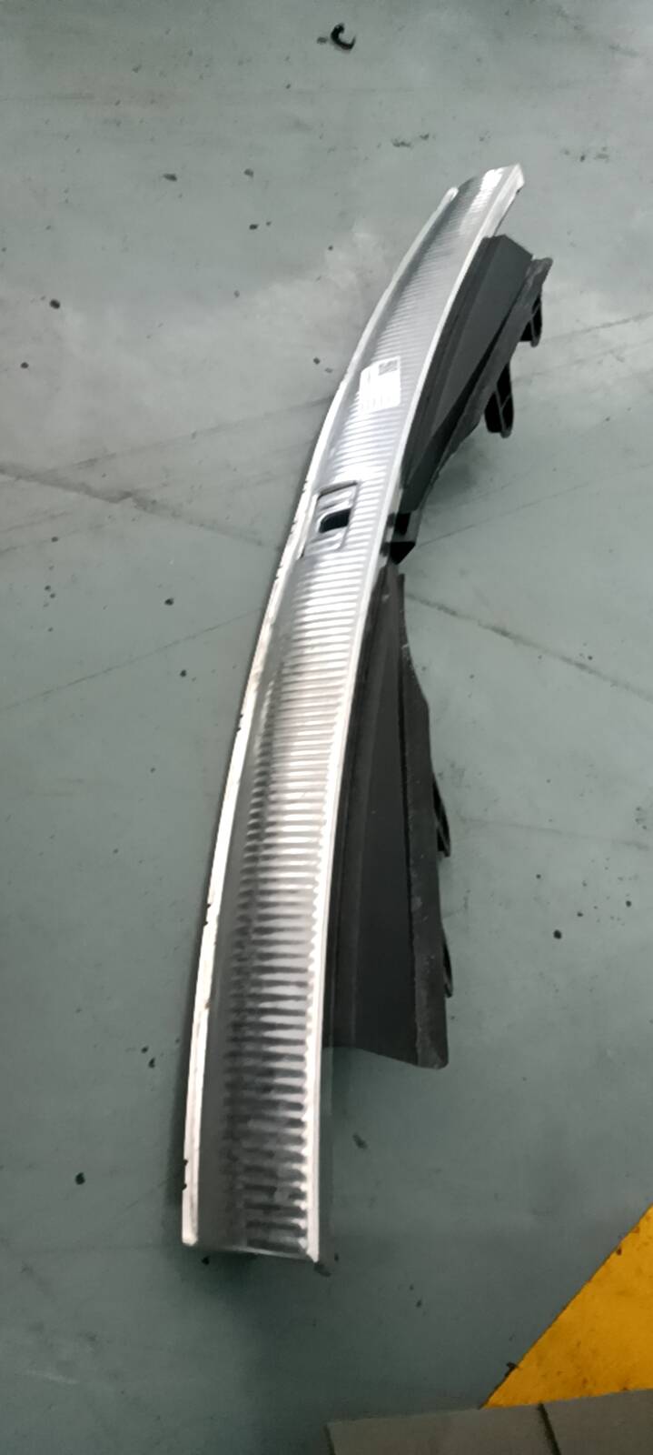 4L0864483A Rear Panel Trim