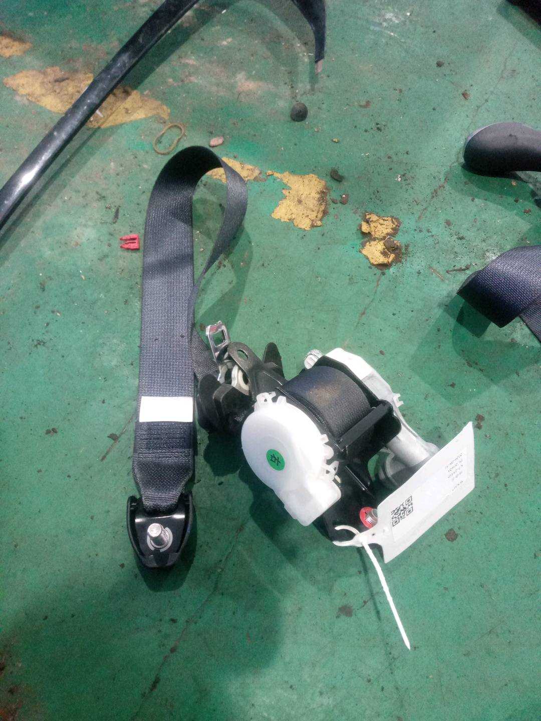 SC5811020A Front Right Seat Belt Assembly