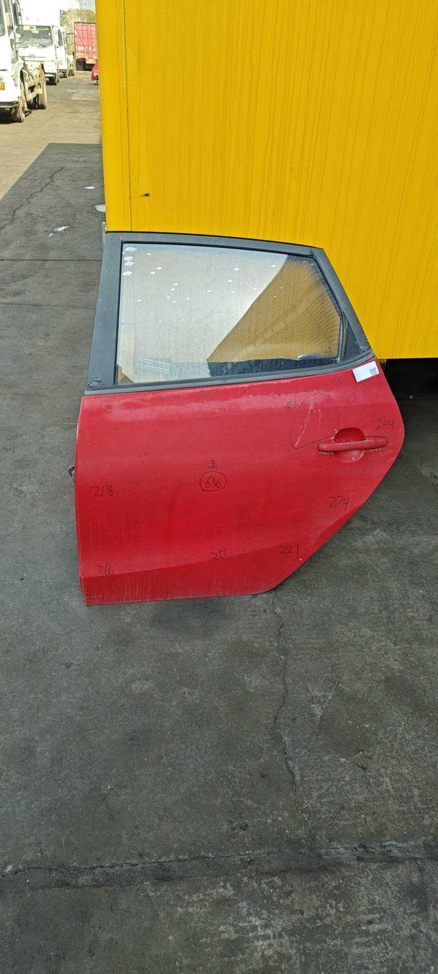 770041Z000 Rear Door Shell, Right