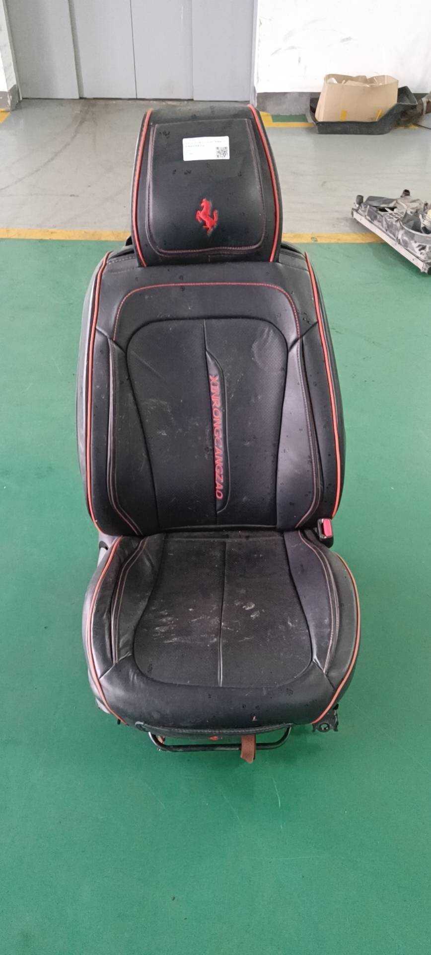 GV3H57100L134 Passenger Seat Assembly