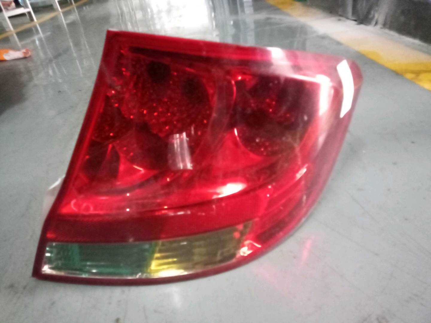 90765124 Tail Light Assembly, Right